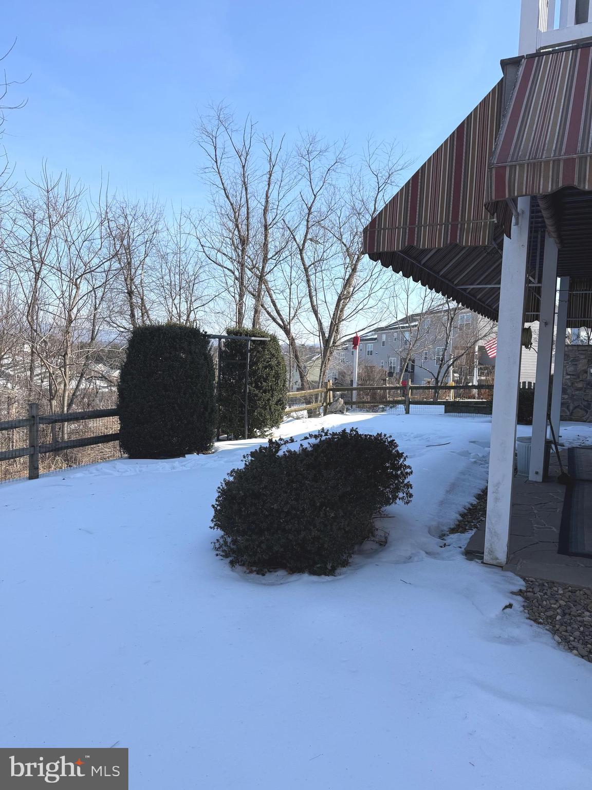 734 GOLDEN SPRING DRIVE N