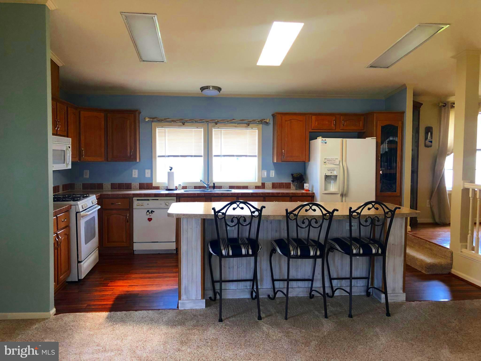 BISCAYNE BAY VILLAGE - Residential