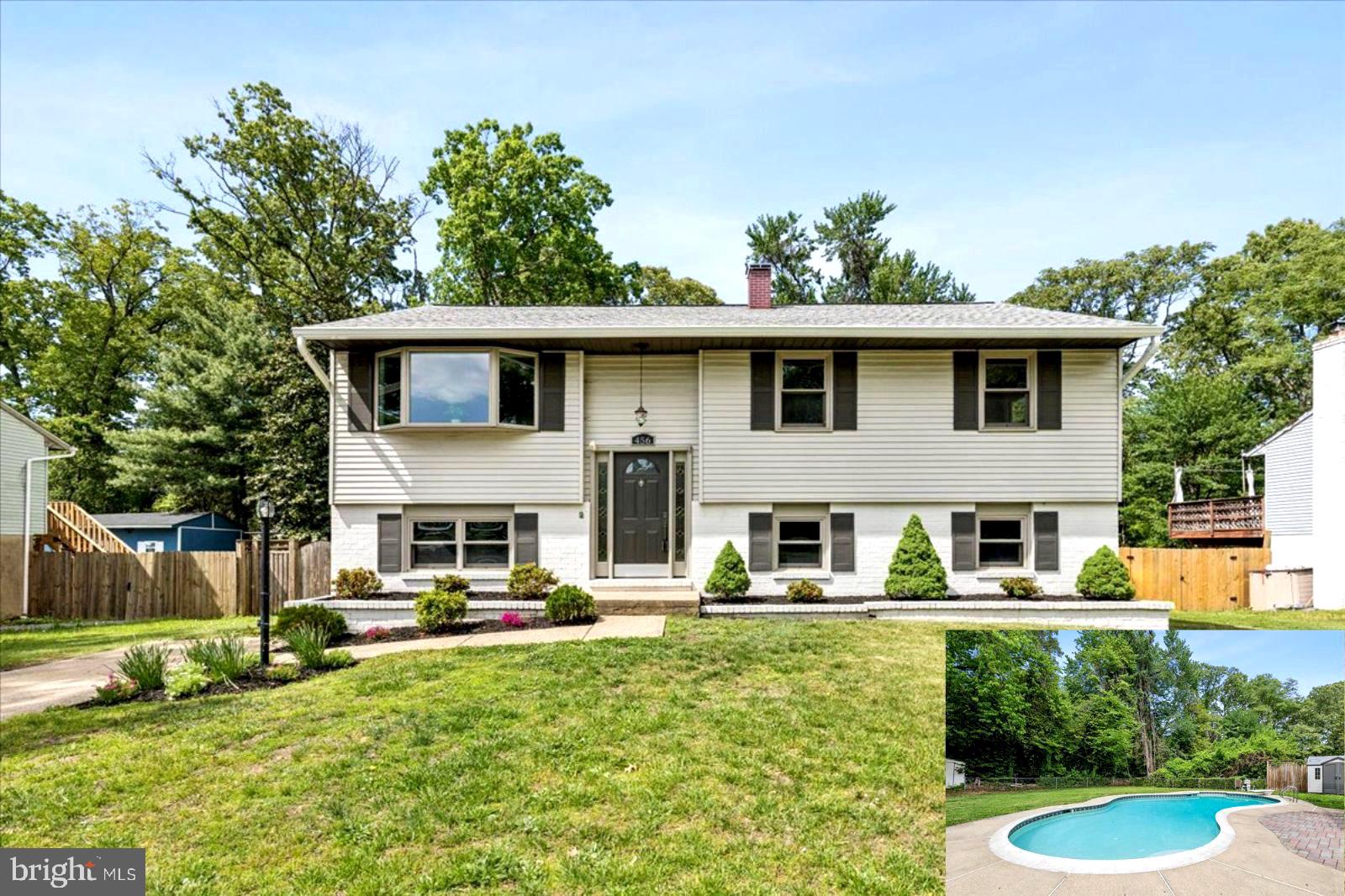 WEST MAGOTHY MANOR - Residential