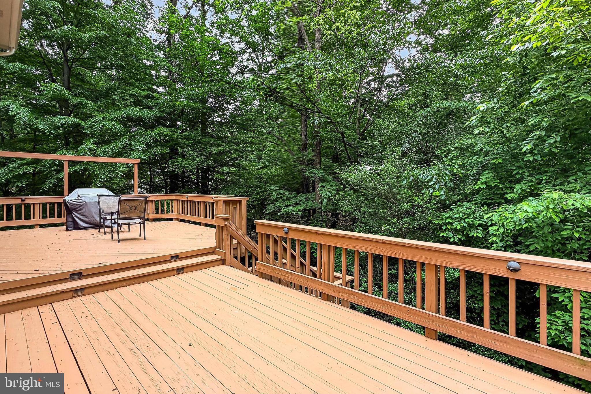 FAIRFAX STATION - Residential