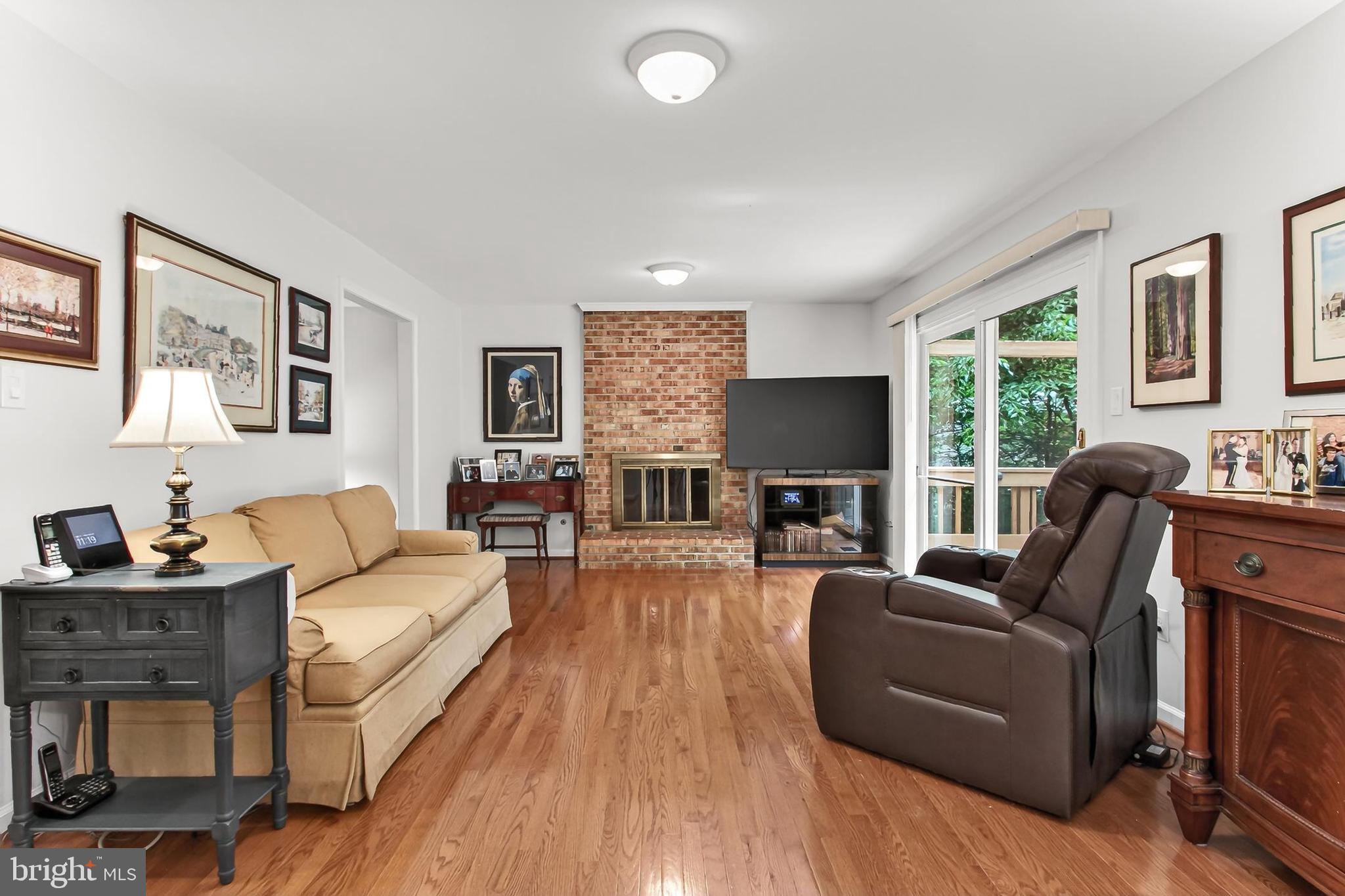 FAIRFAX STATION - Residential