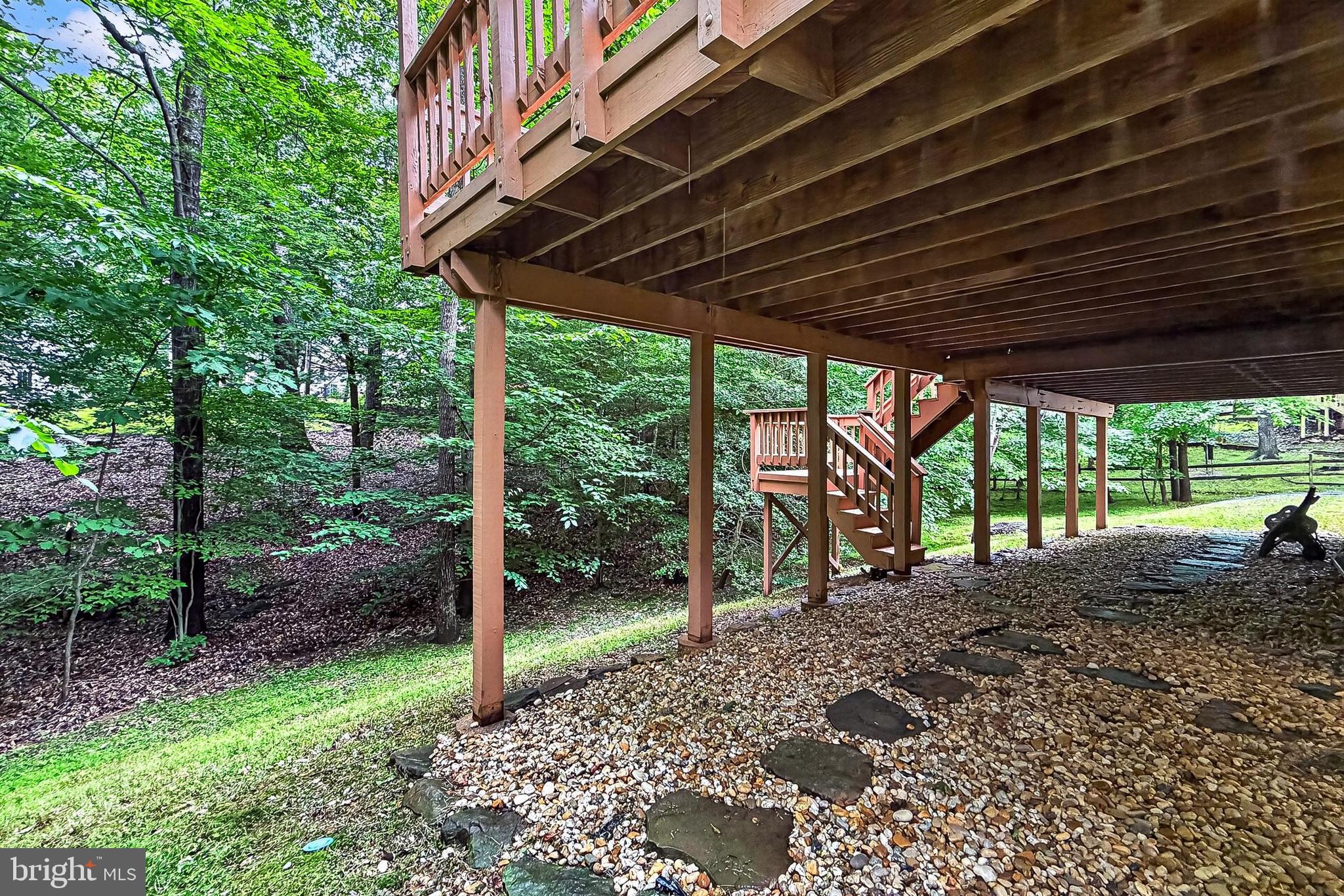 FAIRFAX STATION - Residential