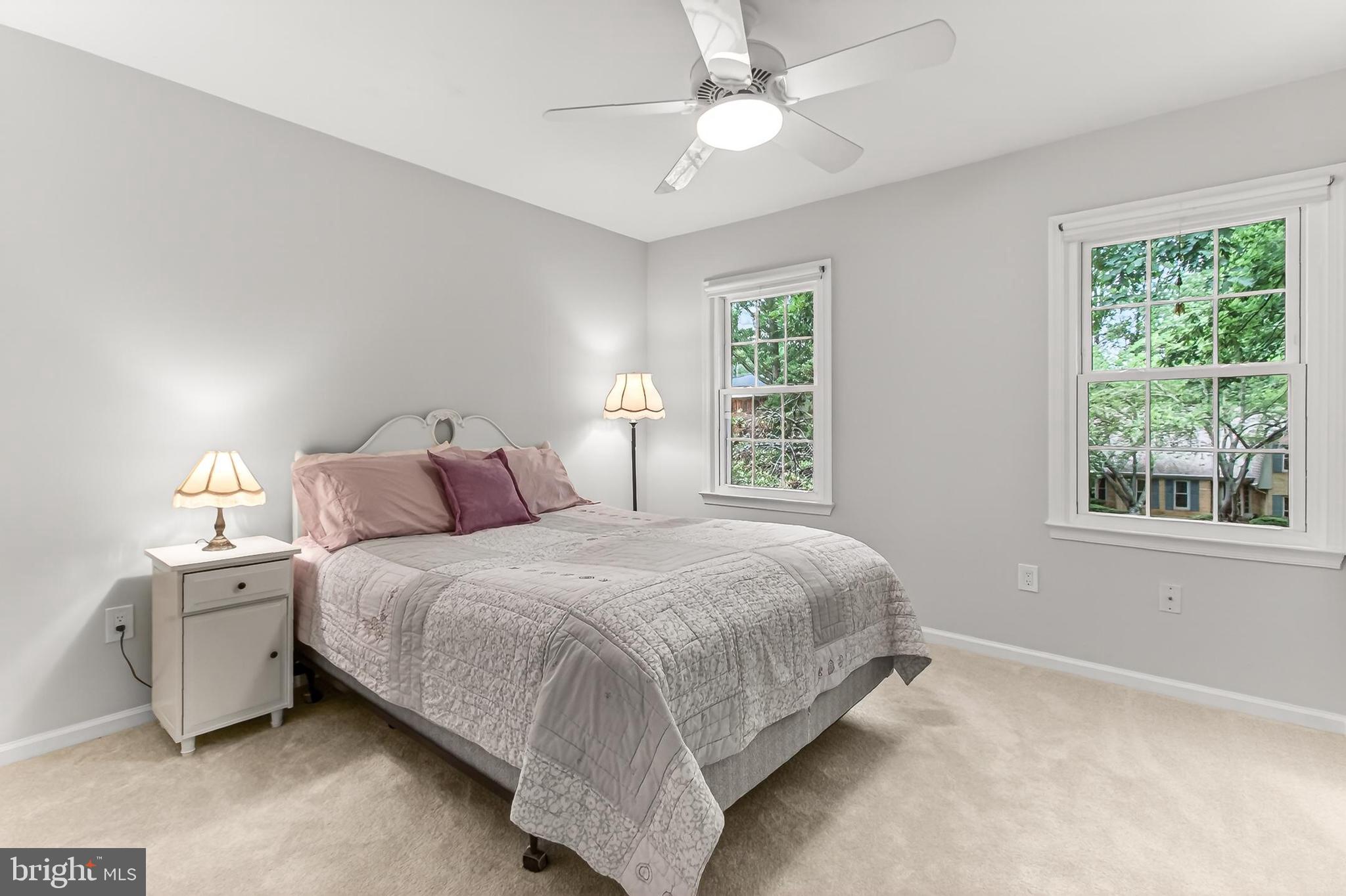 FAIRFAX STATION - Residential