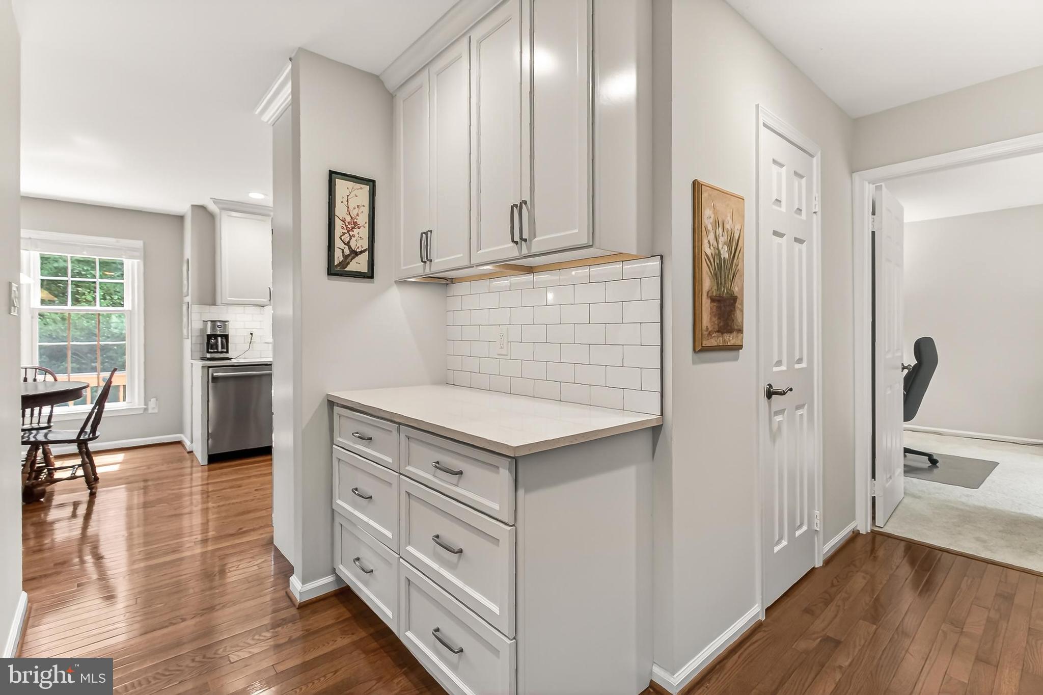 FAIRFAX STATION - Residential