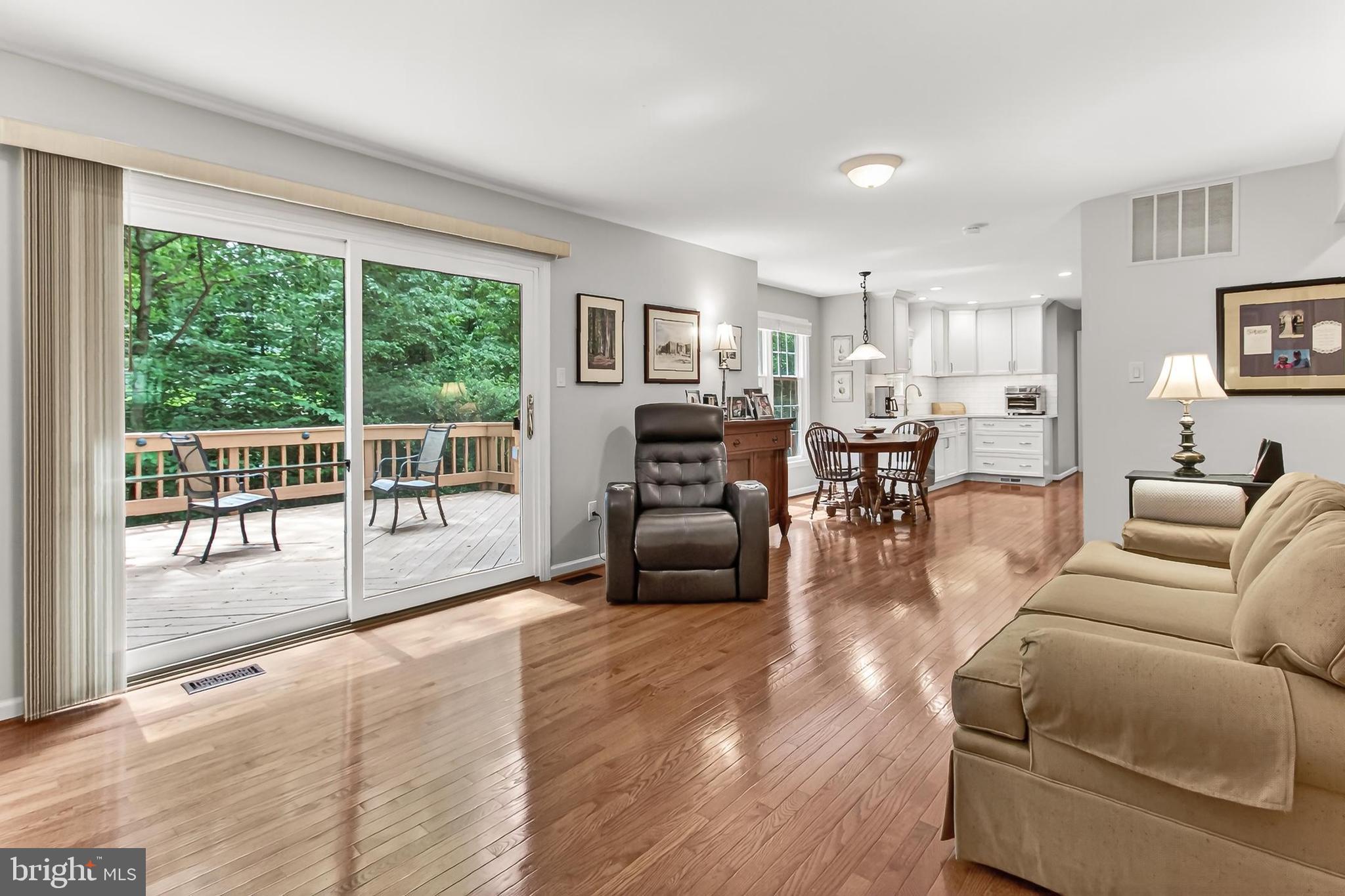 FAIRFAX STATION - Residential