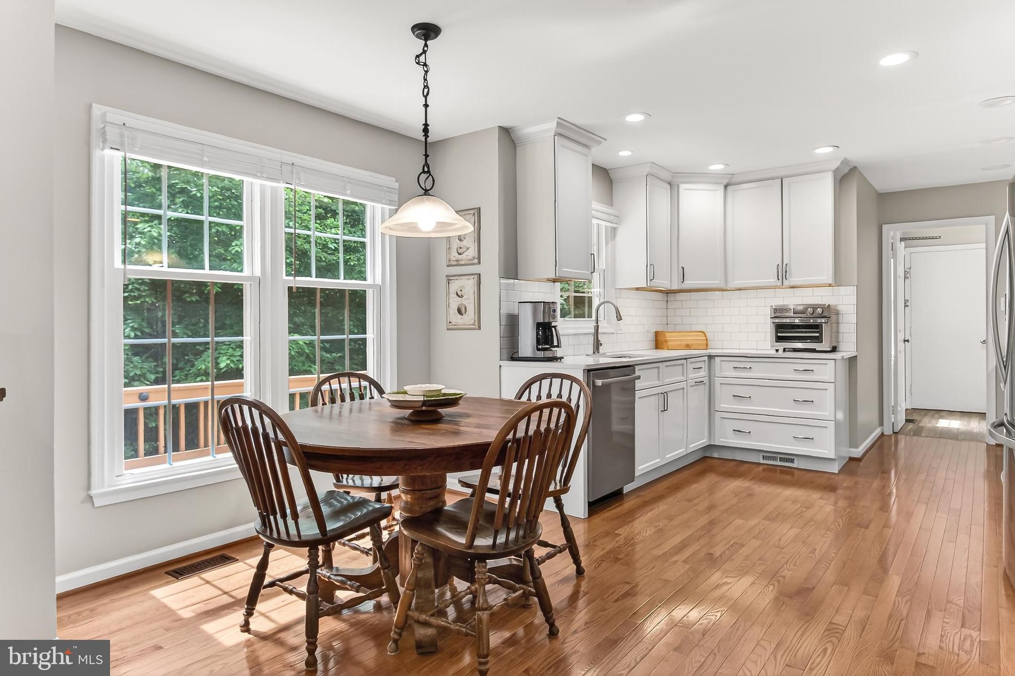 FAIRFAX STATION - Residential