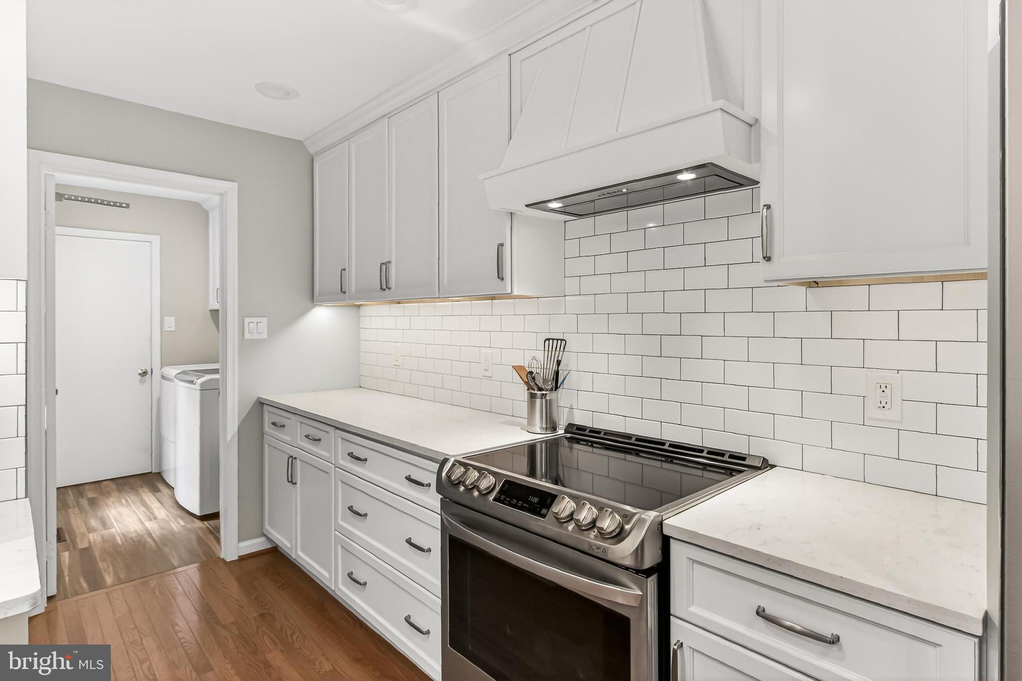 FAIRFAX STATION - Residential