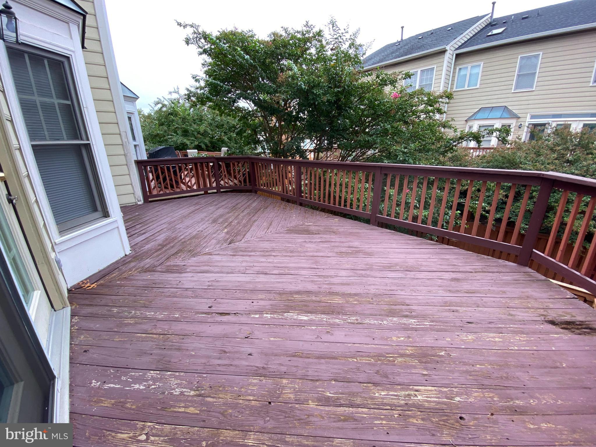 AMBERWOOD - Residential Lease