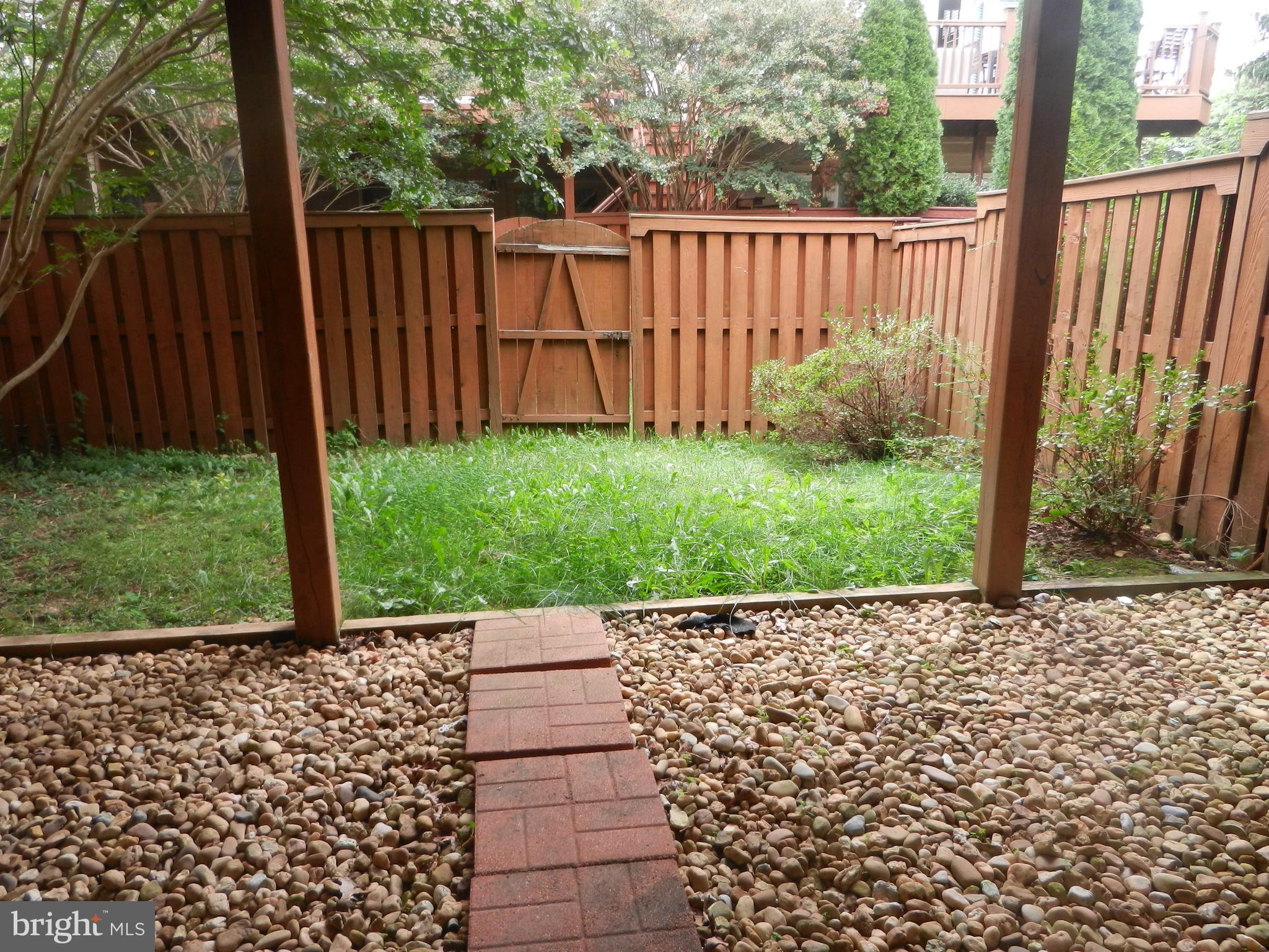 AMBERWOOD - Residential Lease