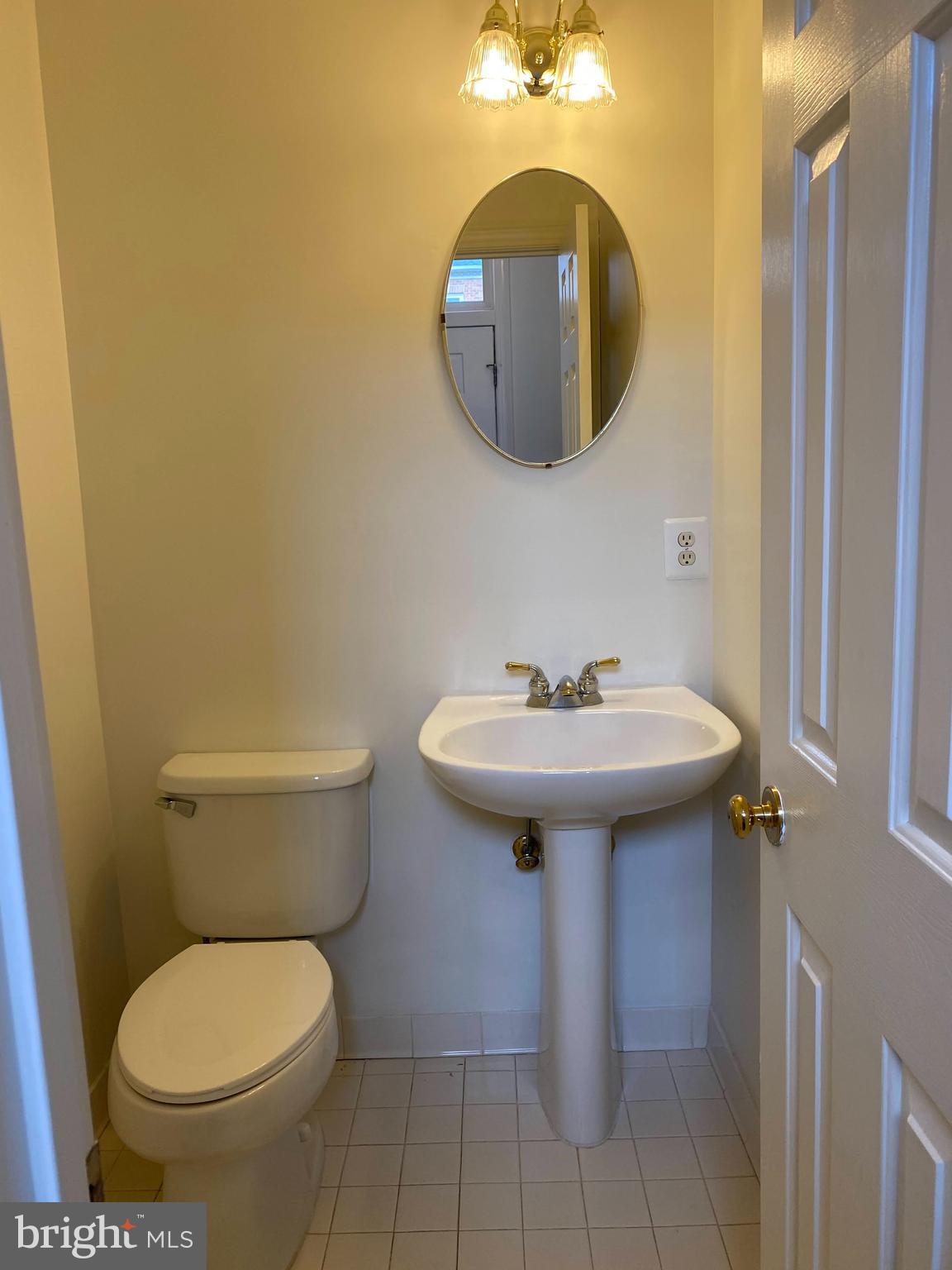 AMBERWOOD - Residential Lease