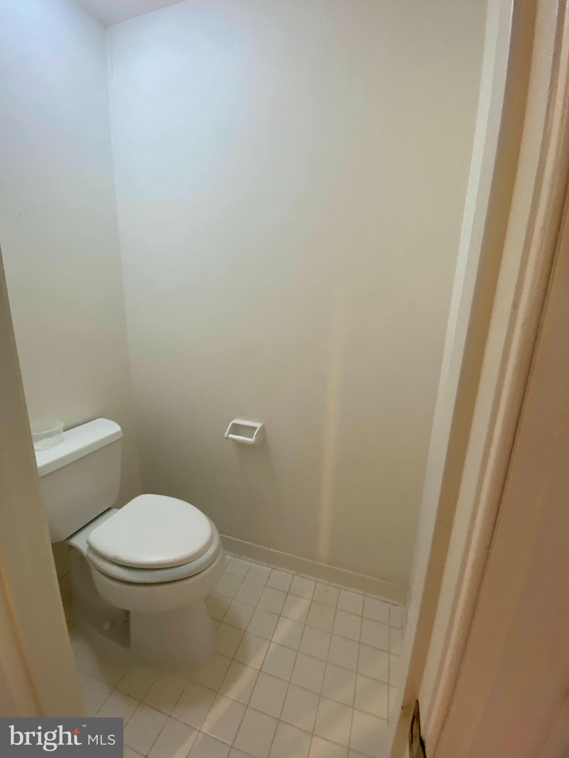 AMBERWOOD - Residential Lease