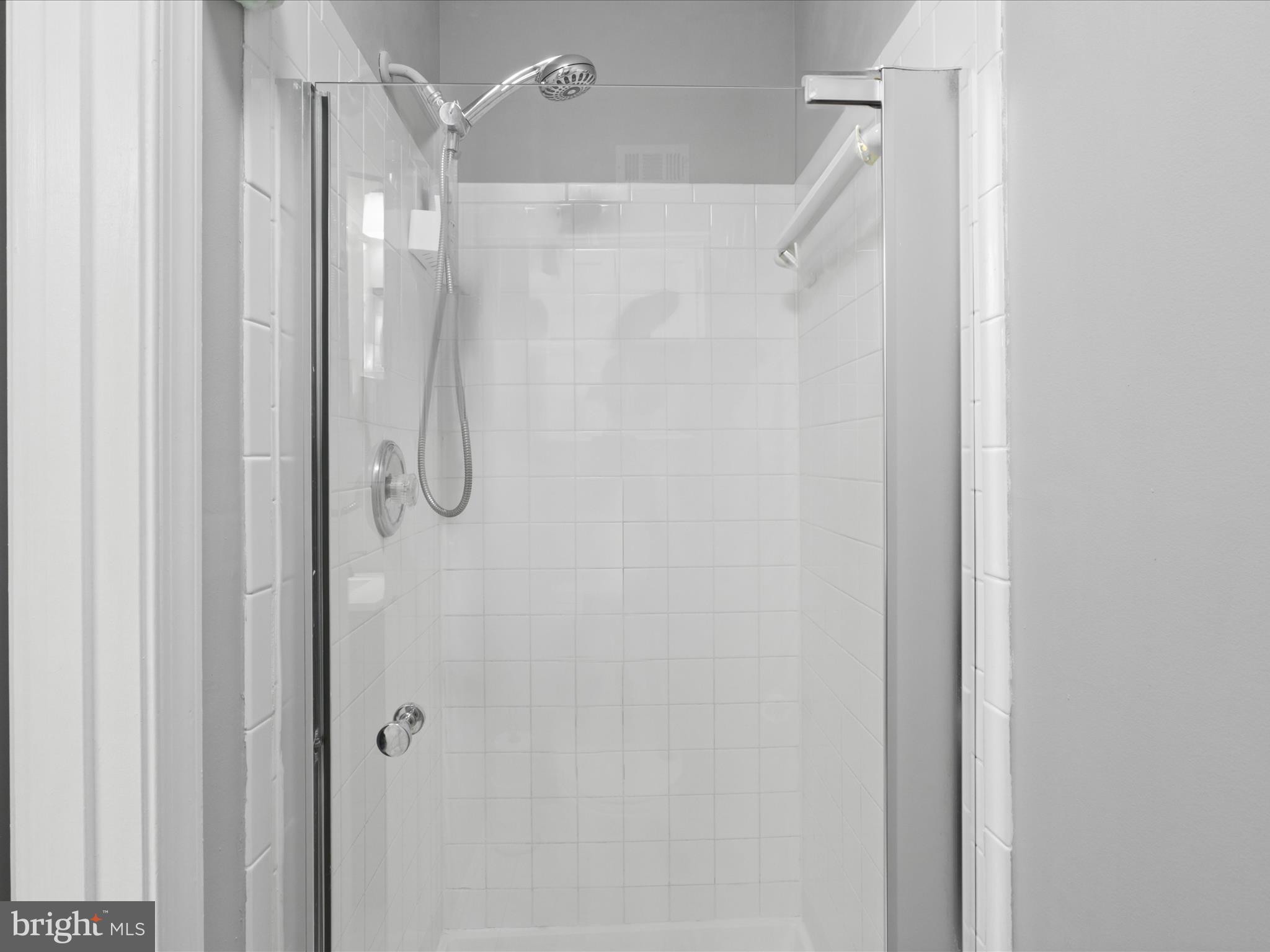 HILLSDALE - Residential