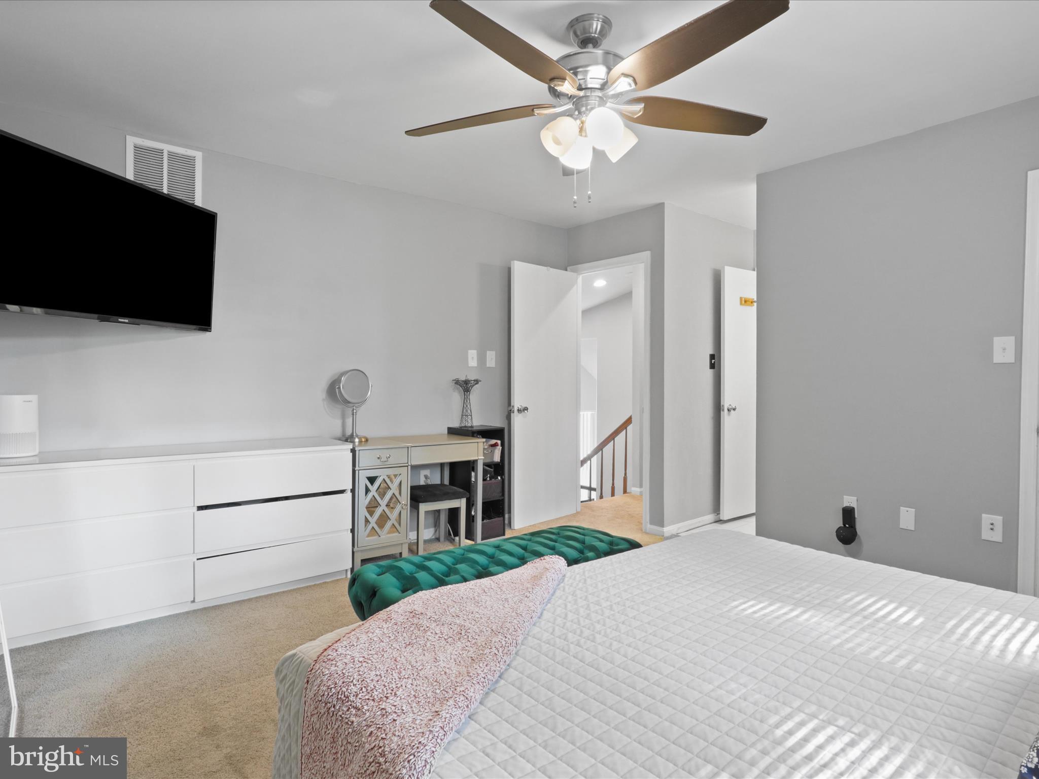 HILLSDALE - Residential