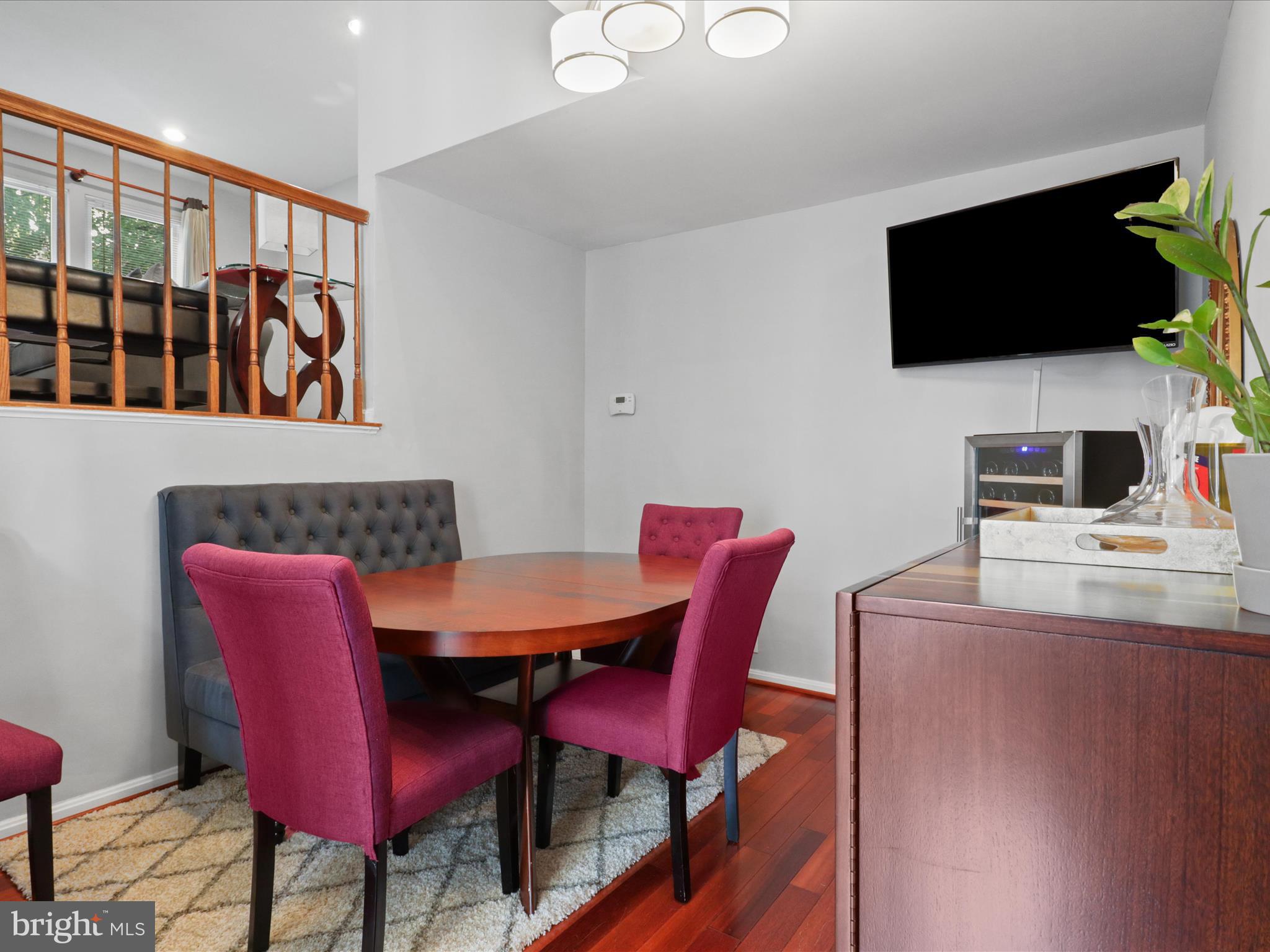 HILLSDALE - Residential