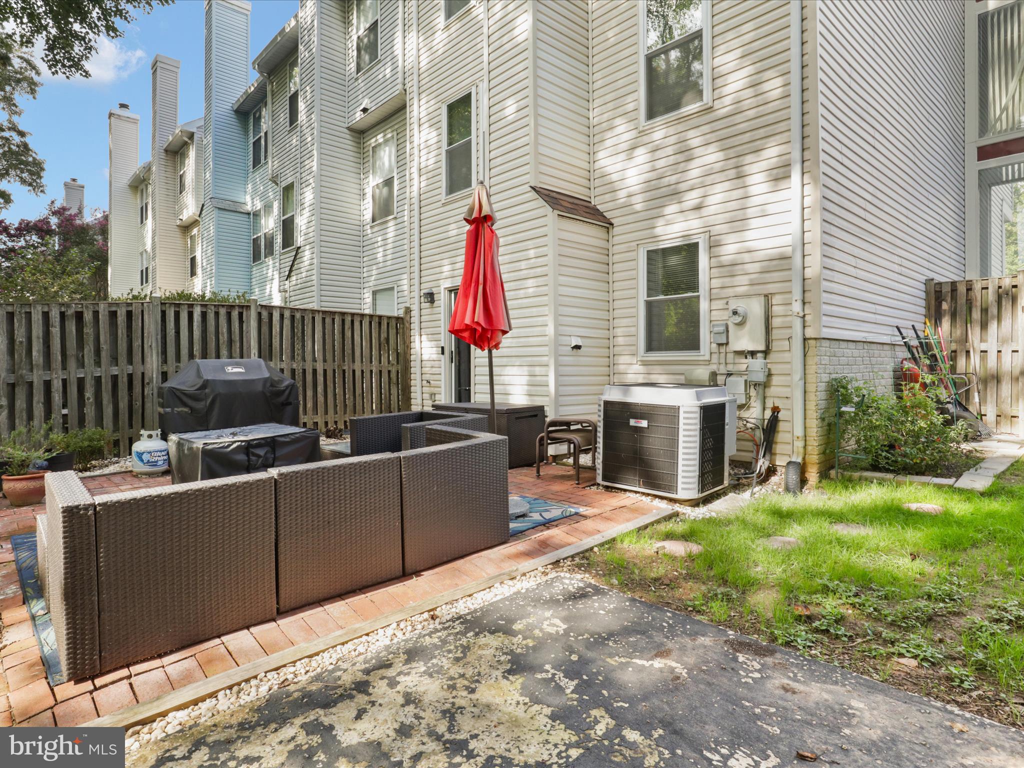 HILLSDALE - Residential