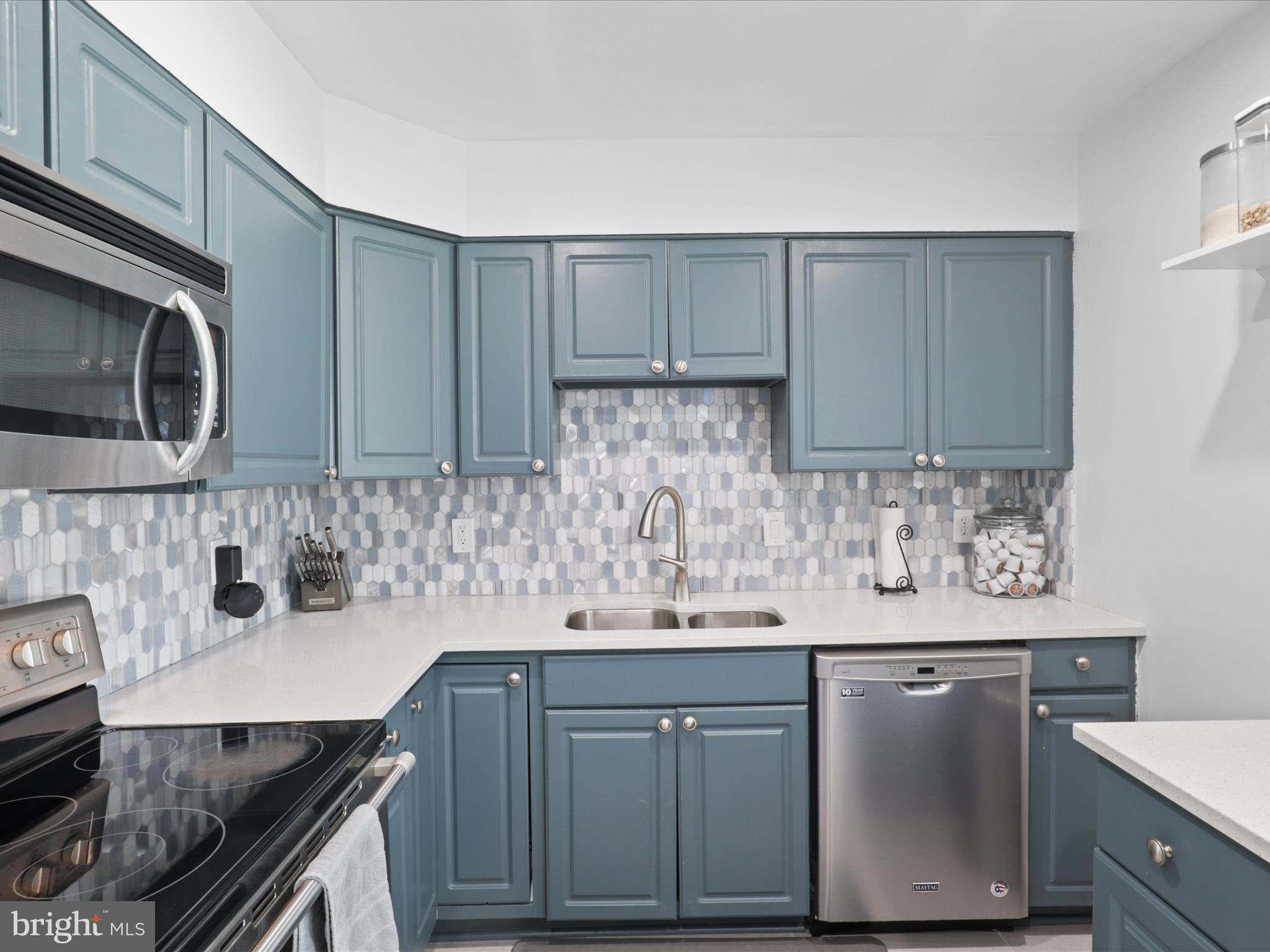 HILLSDALE - Residential