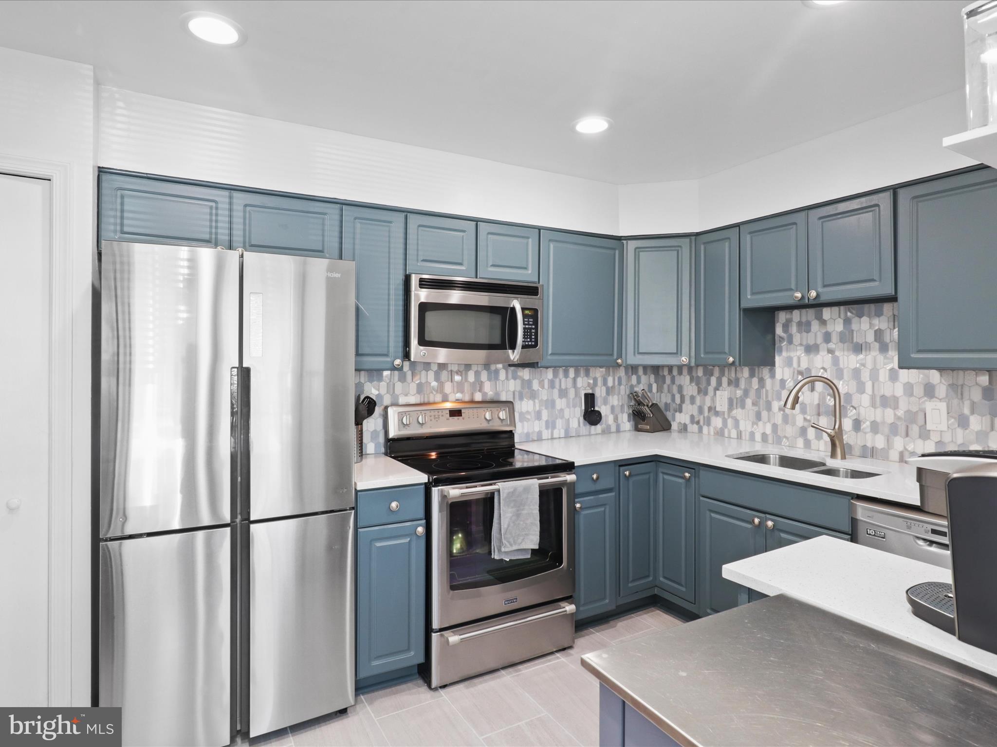 HILLSDALE - Residential