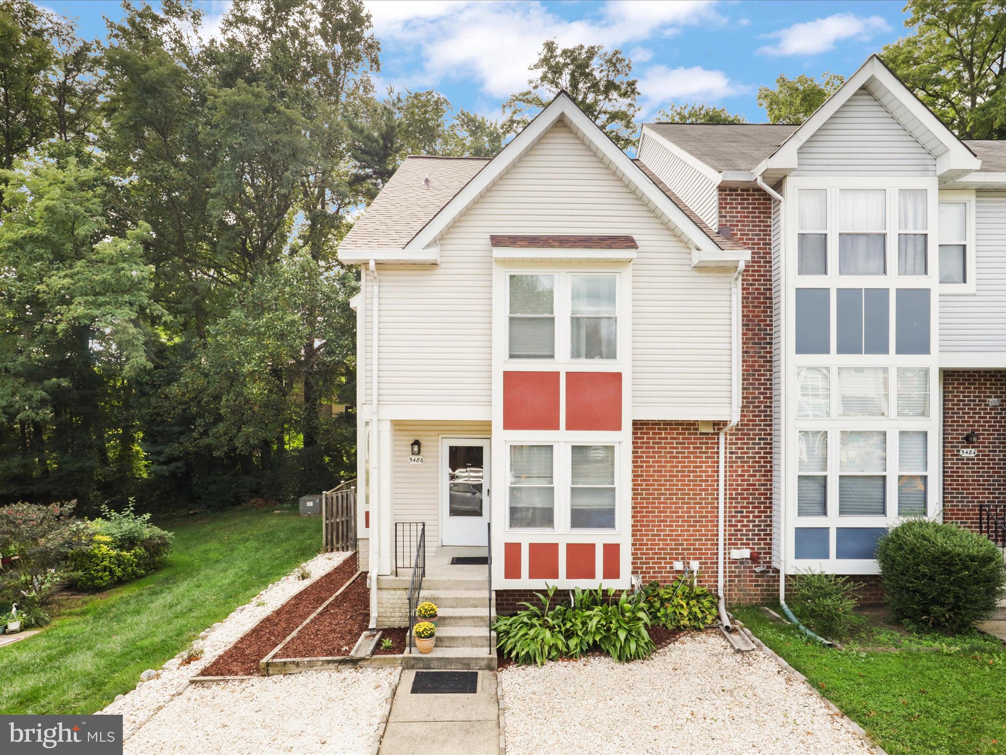 HILLSDALE - Residential