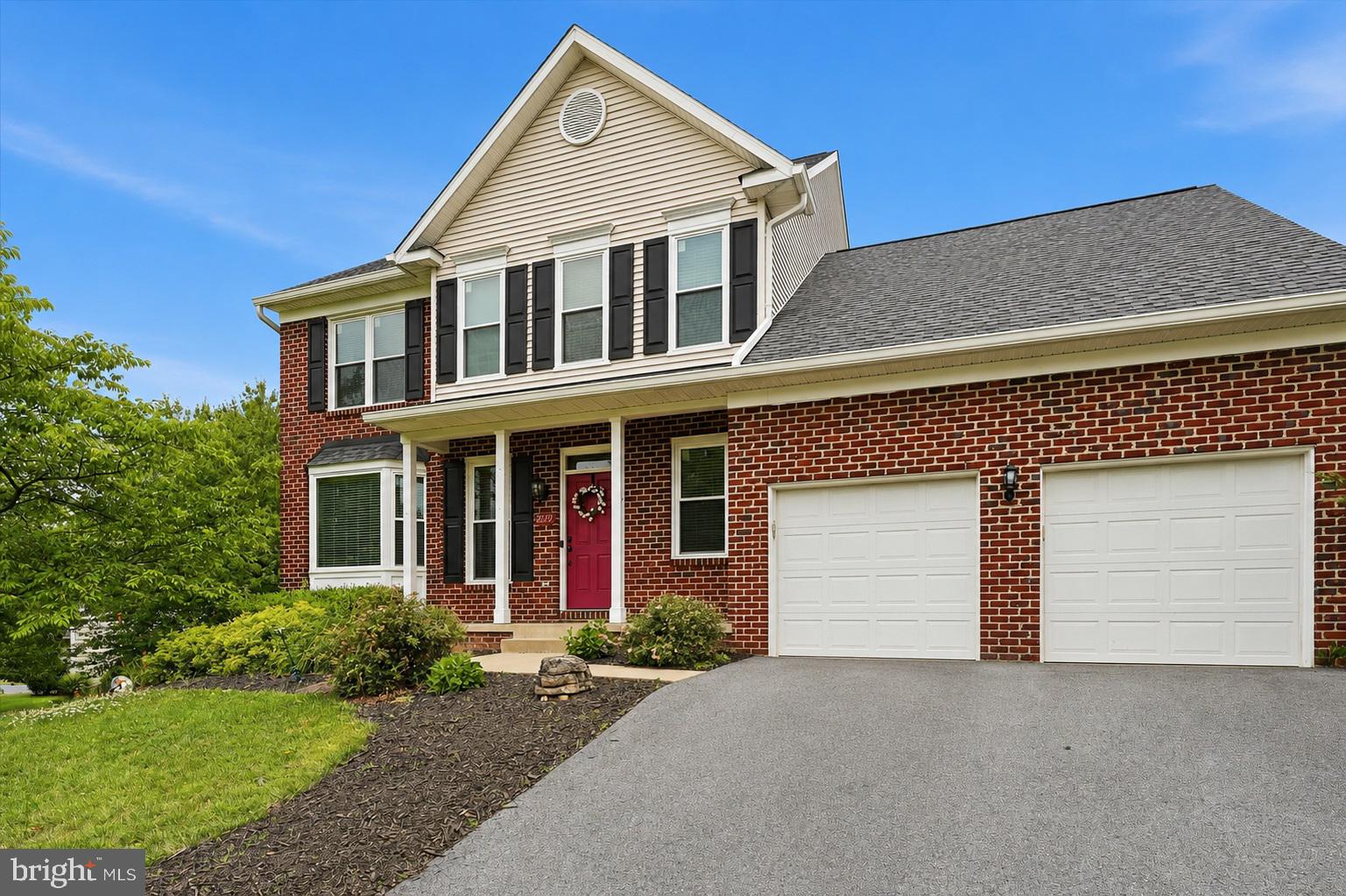 2402 SHAKER LANE