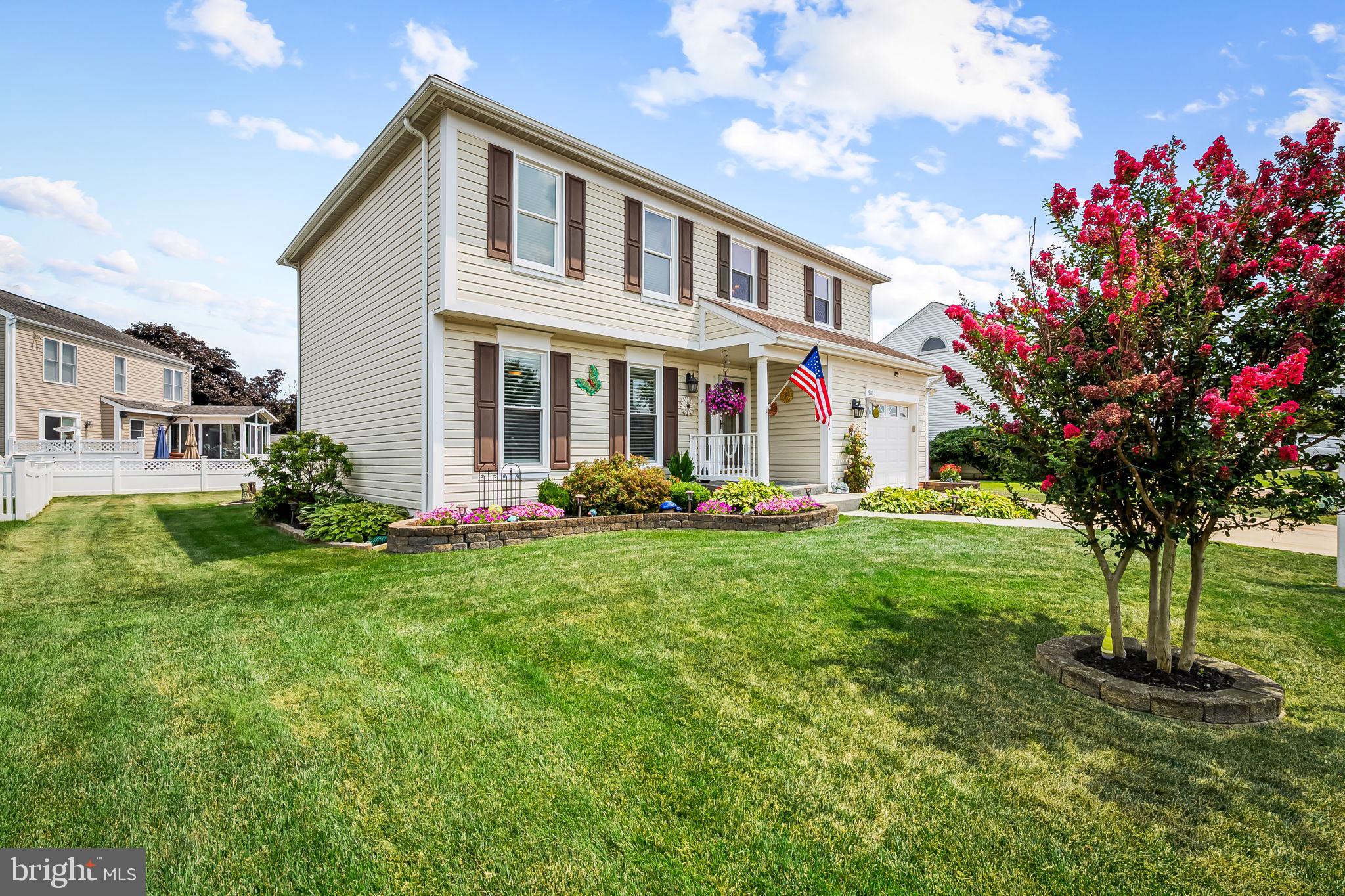910 BERGEN COURT