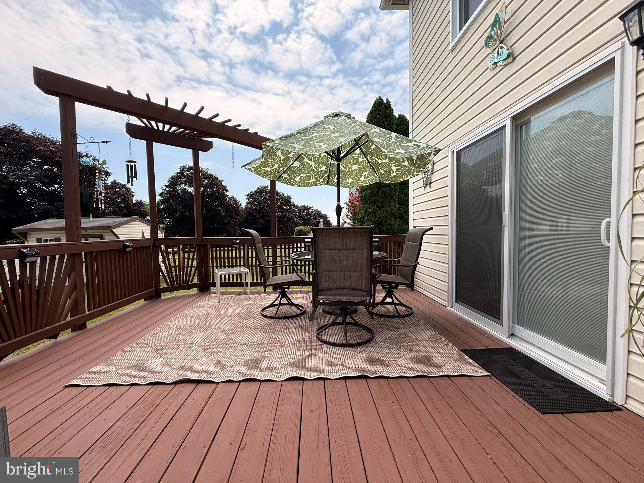 910 BERGEN COURT