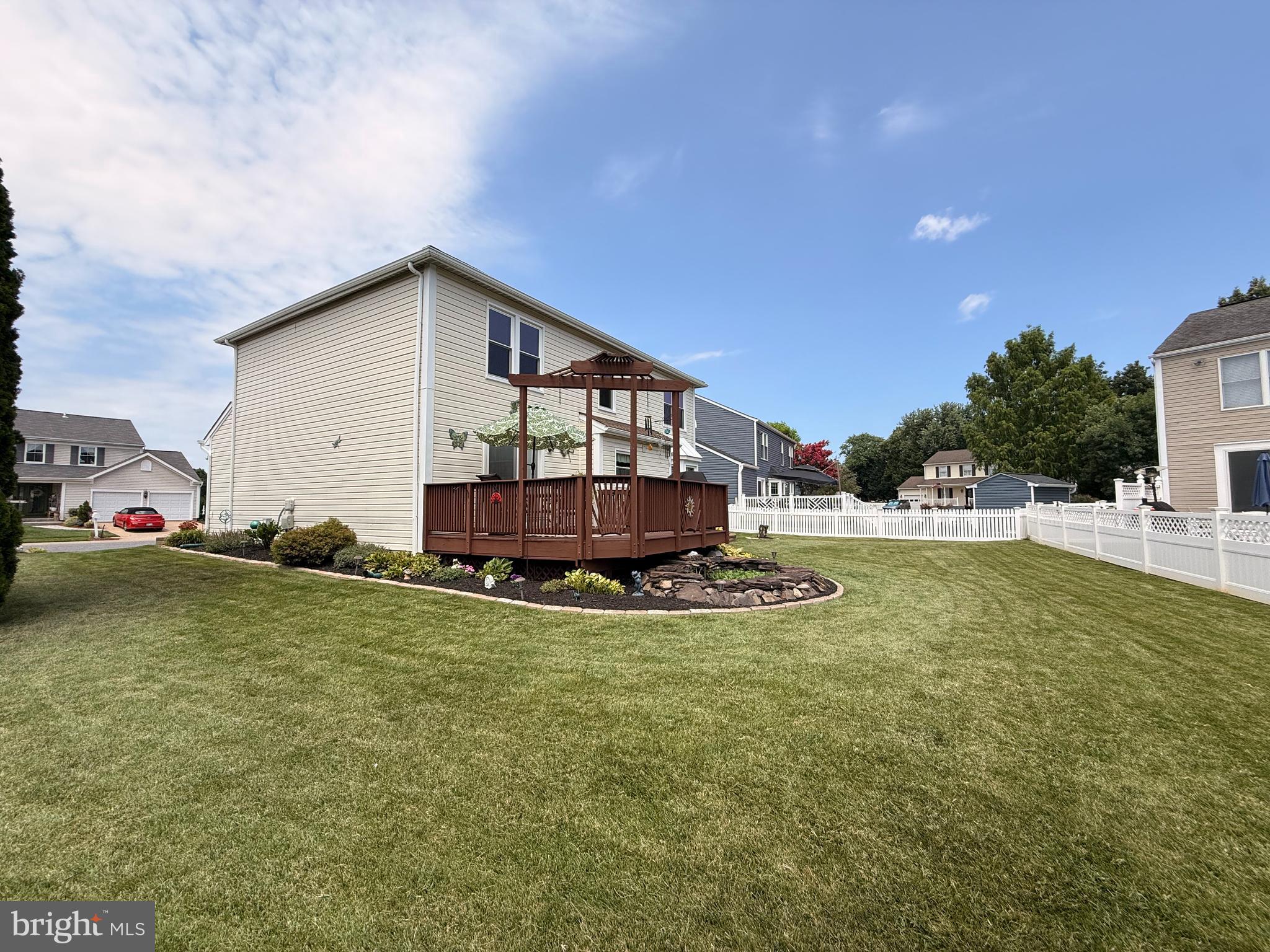 910 BERGEN COURT