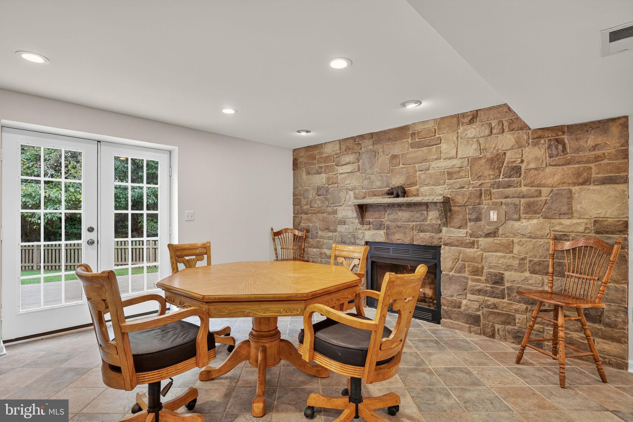 THE WILLOWS - Residential