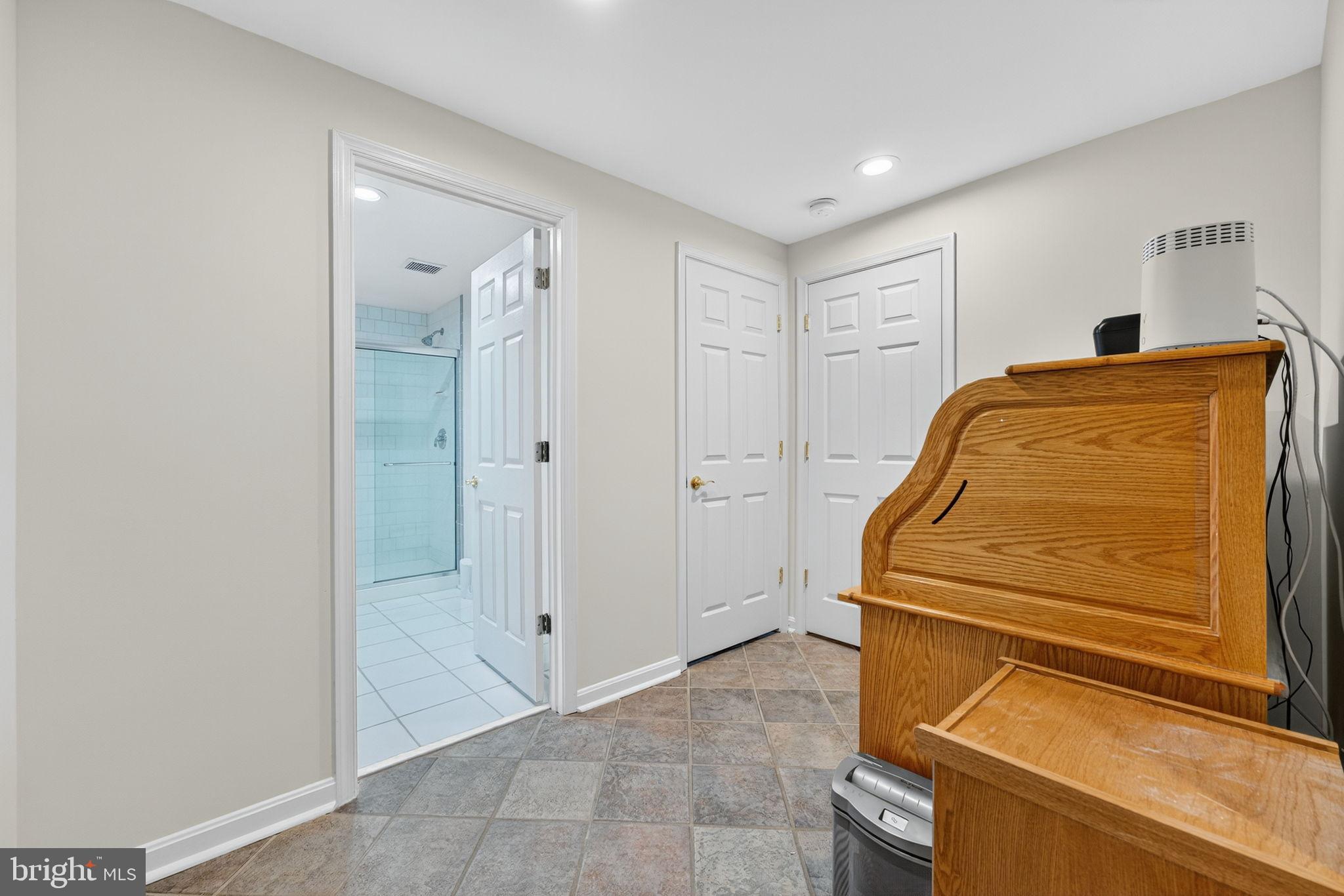 THE WILLOWS - Residential