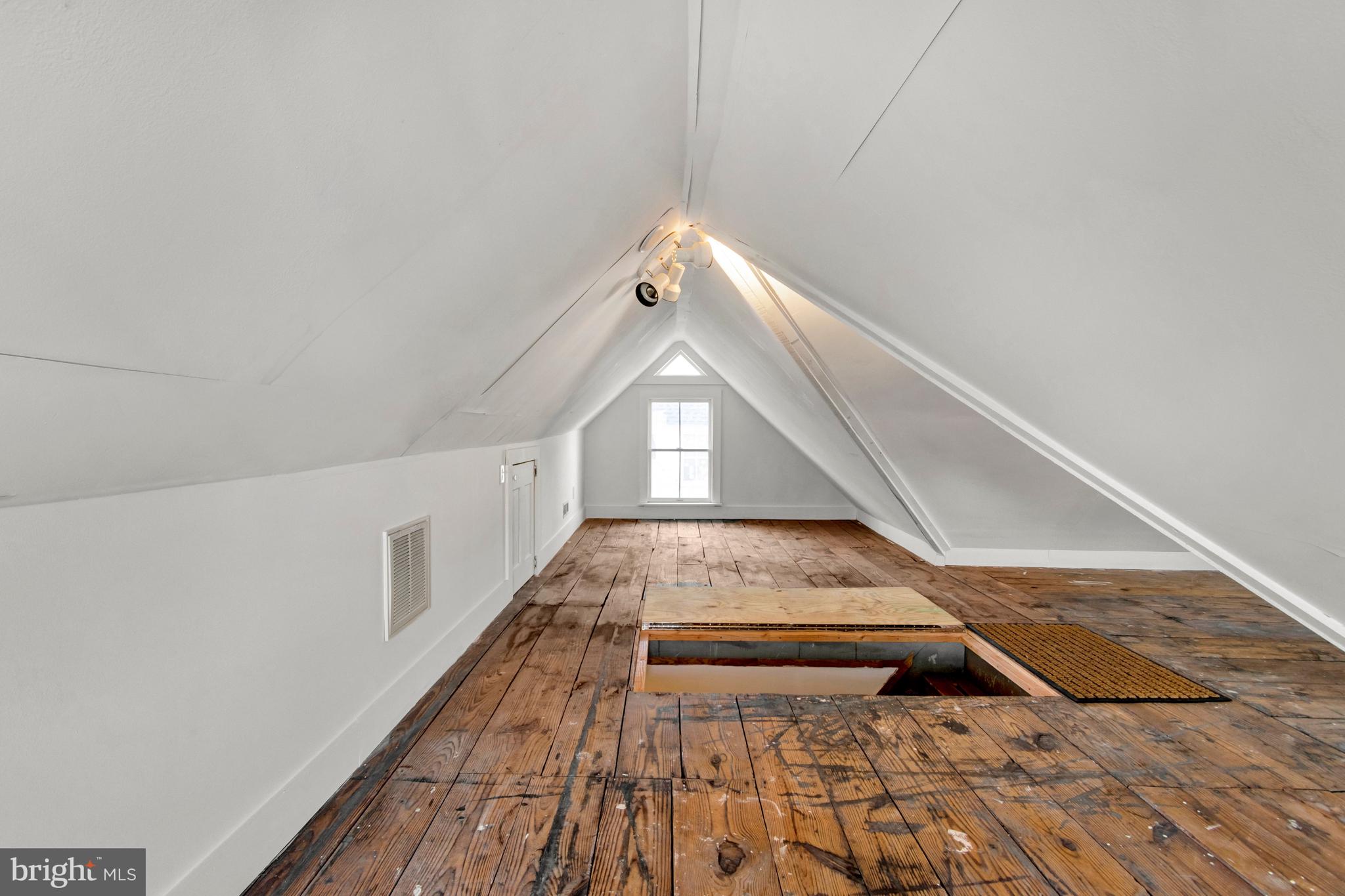 LEWES BEACH - Residential