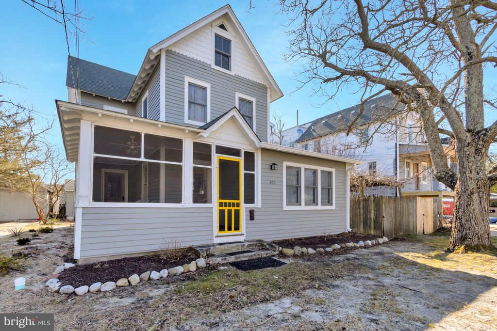 Photo of 206 E Market Street, LEWES, DE 19958 (MLS # DESU2102570)