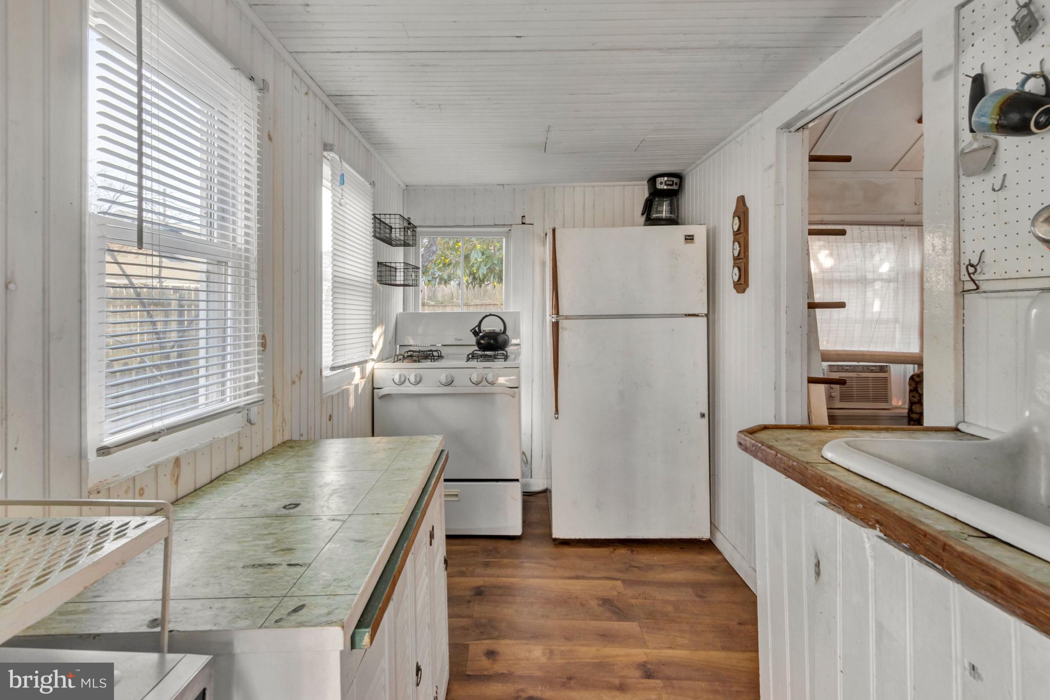 LEWES BEACH - Residential