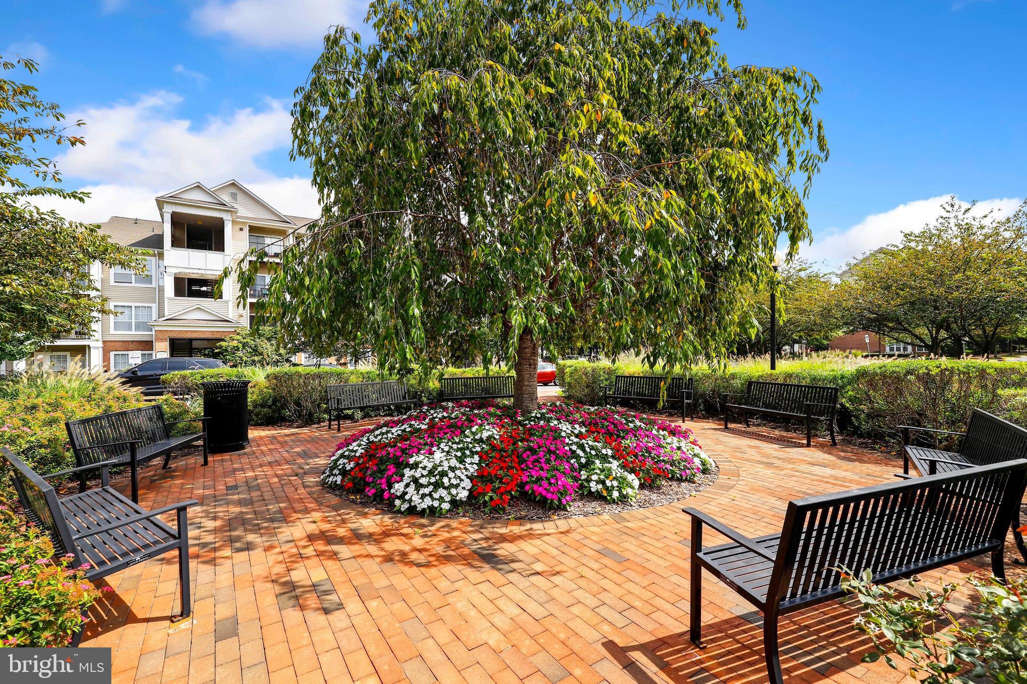 ASHMORE AT GERMANOWN COMMUNITY - Residential