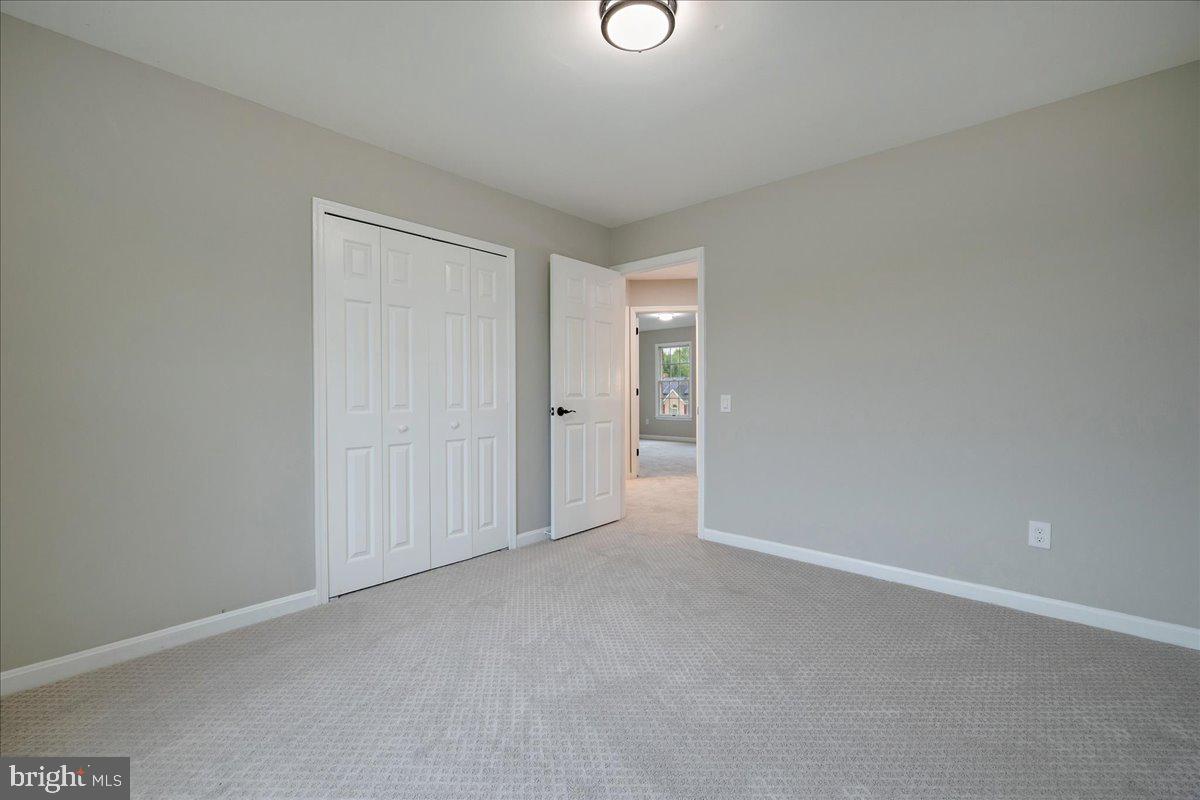 POTOMAC KNOLLS - Residential