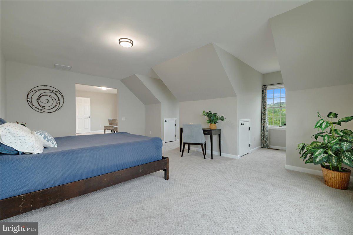 POTOMAC KNOLLS - Residential