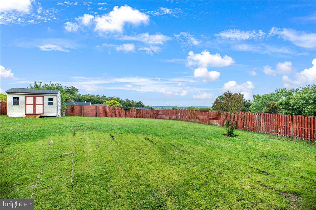 POTOMAC KNOLLS - Residential