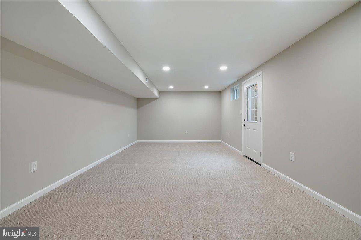 POTOMAC KNOLLS - Residential