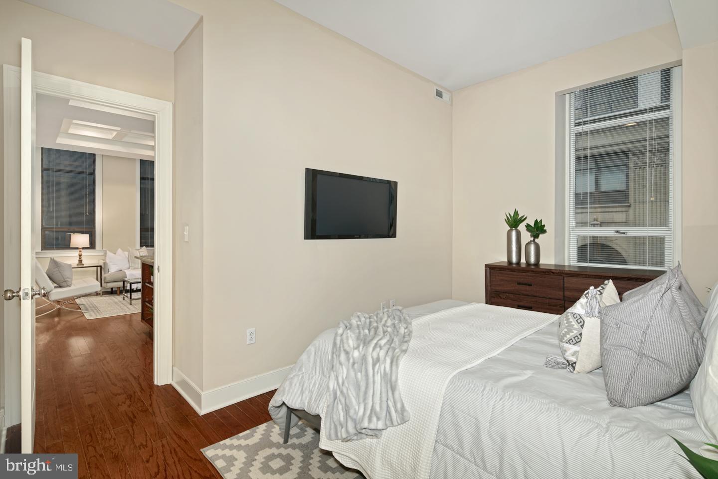 RITTENHOUSE SQUARE - Residential Lease