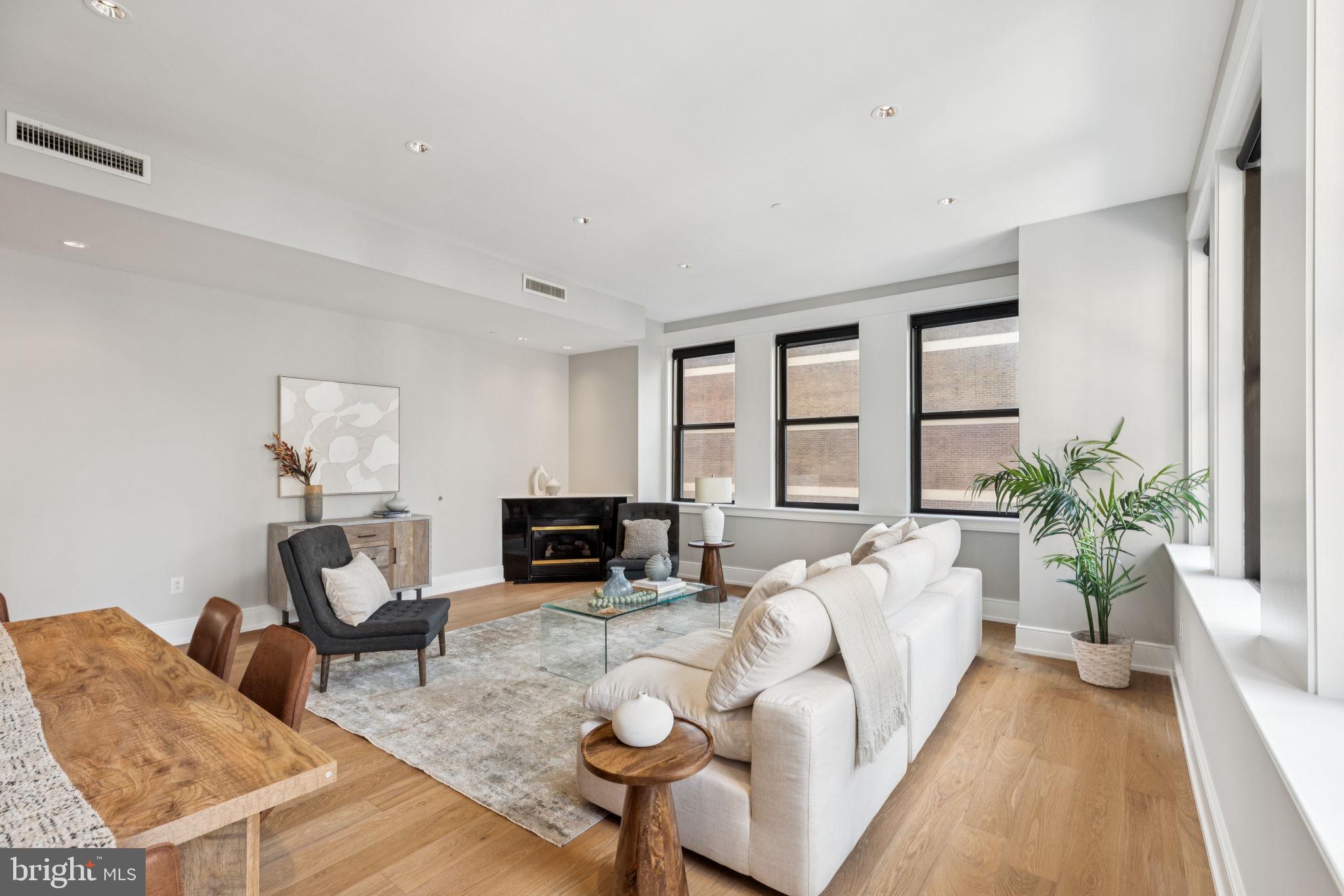 1515 LOCUST STREET 800
