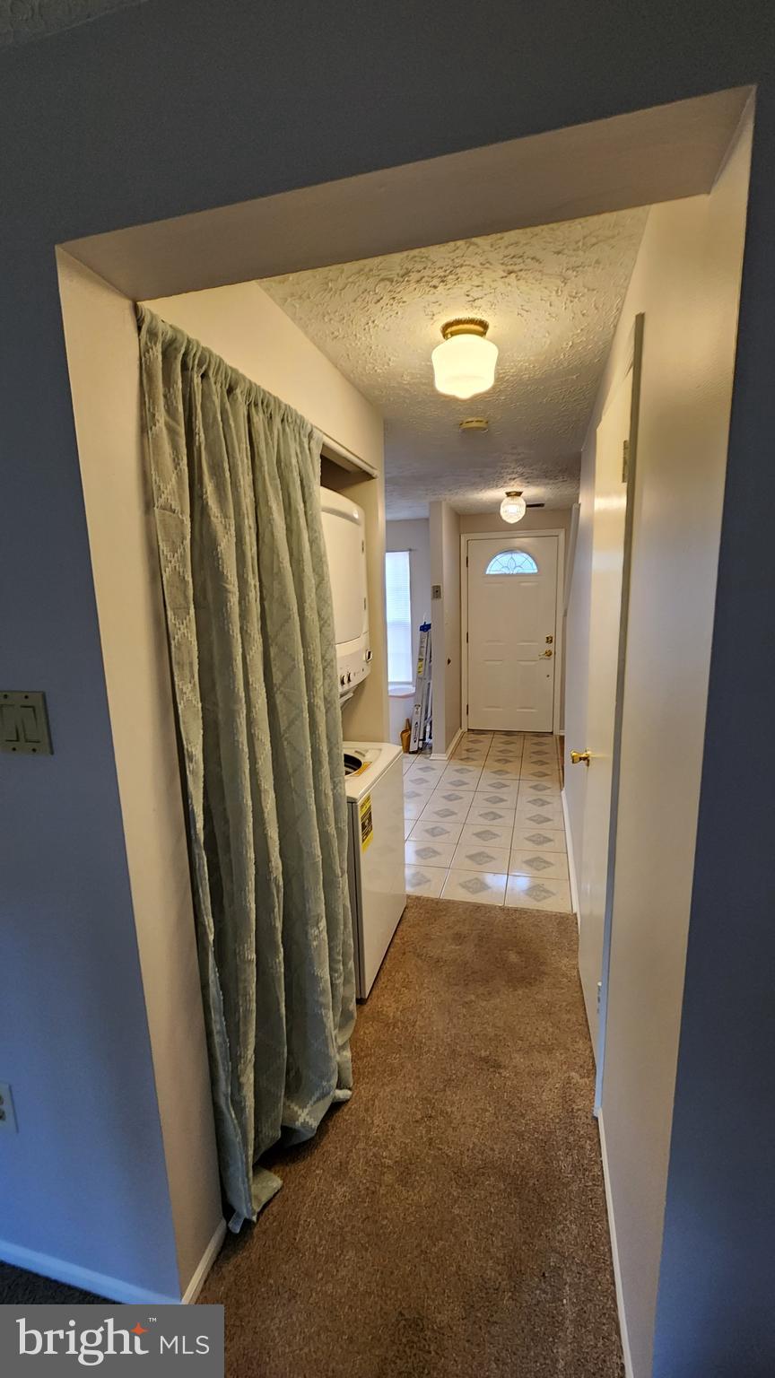 AUDREY MANOR - Residential Lease