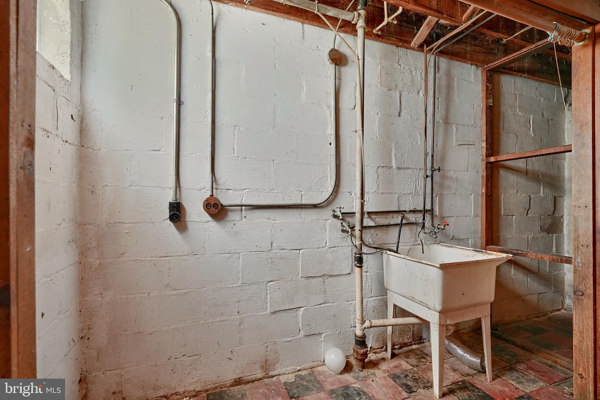 GOVANS - Residential