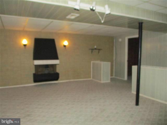 EDGE MEAD - Residential