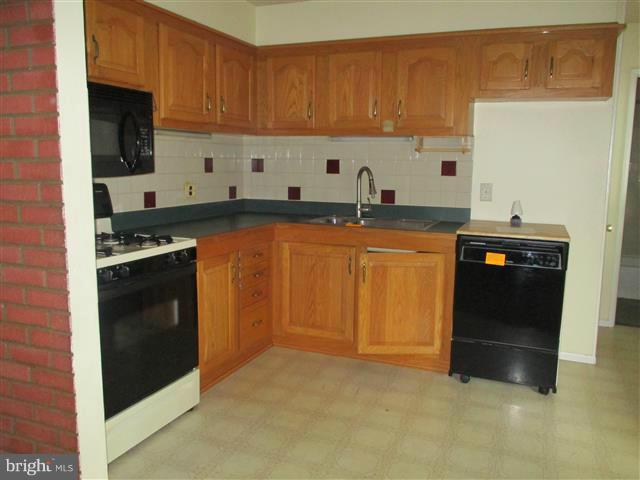 EDGE MEAD - Residential