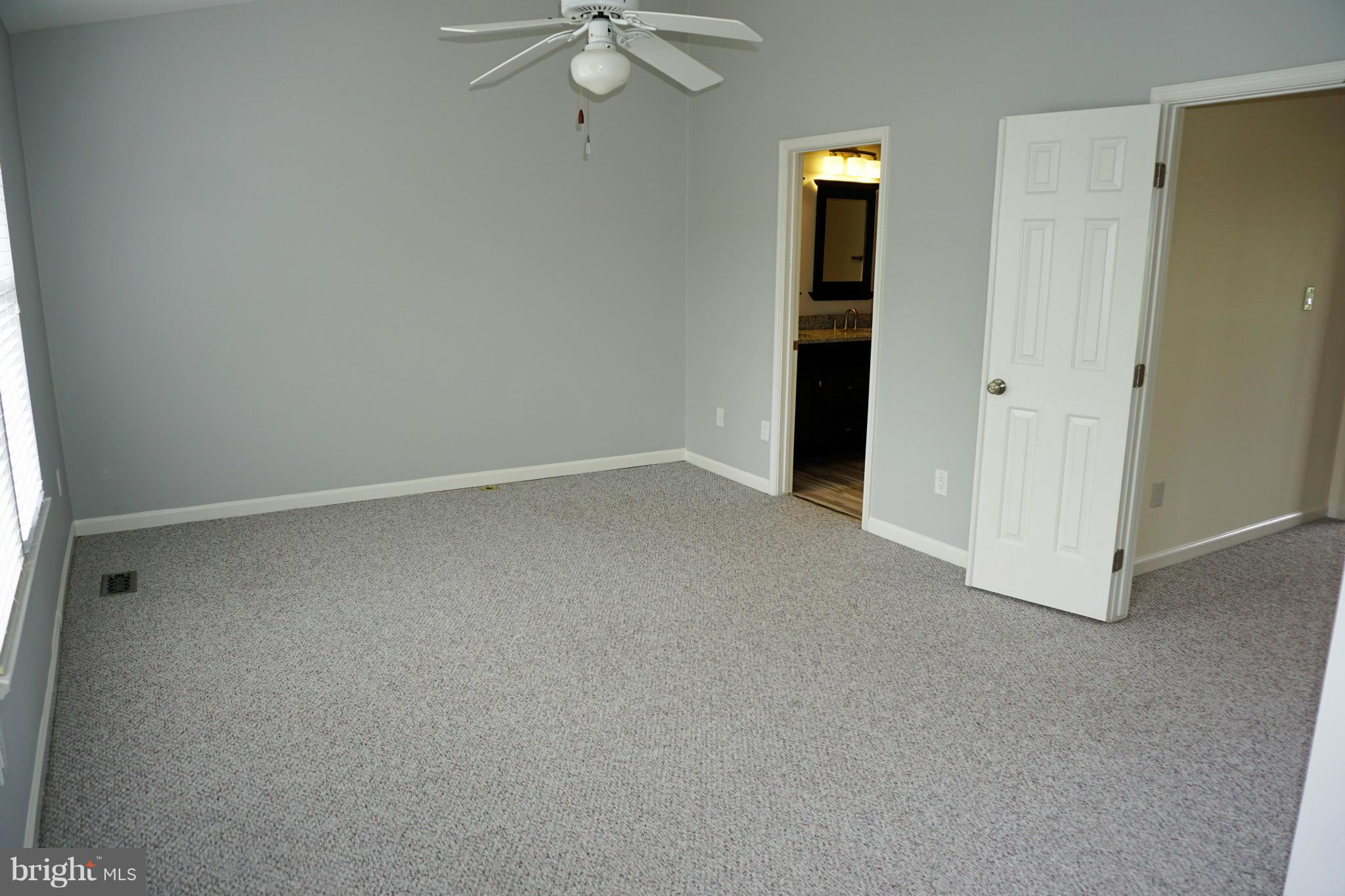 POTOMAC LAKES - Residential