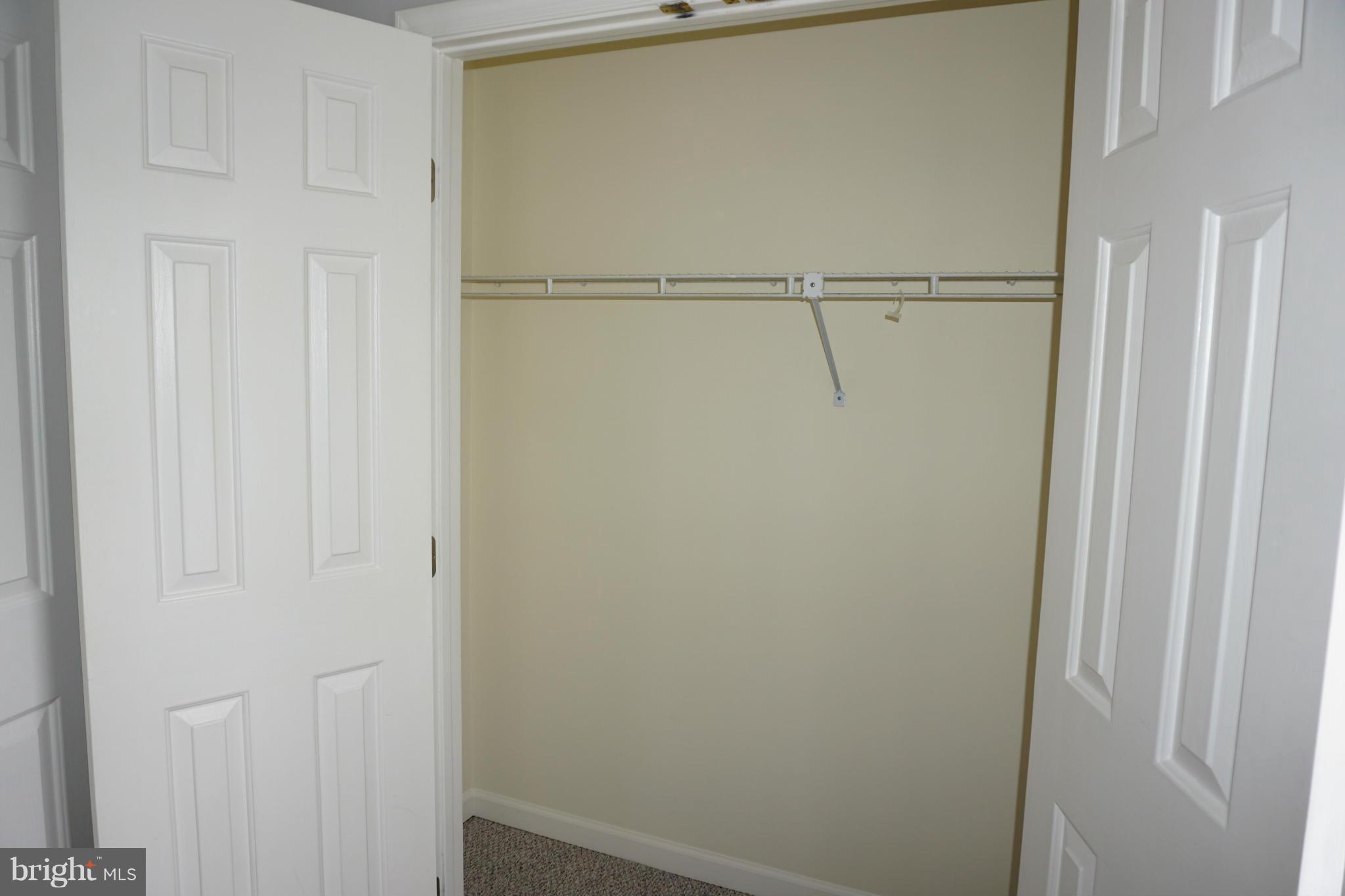 POTOMAC LAKES - Residential