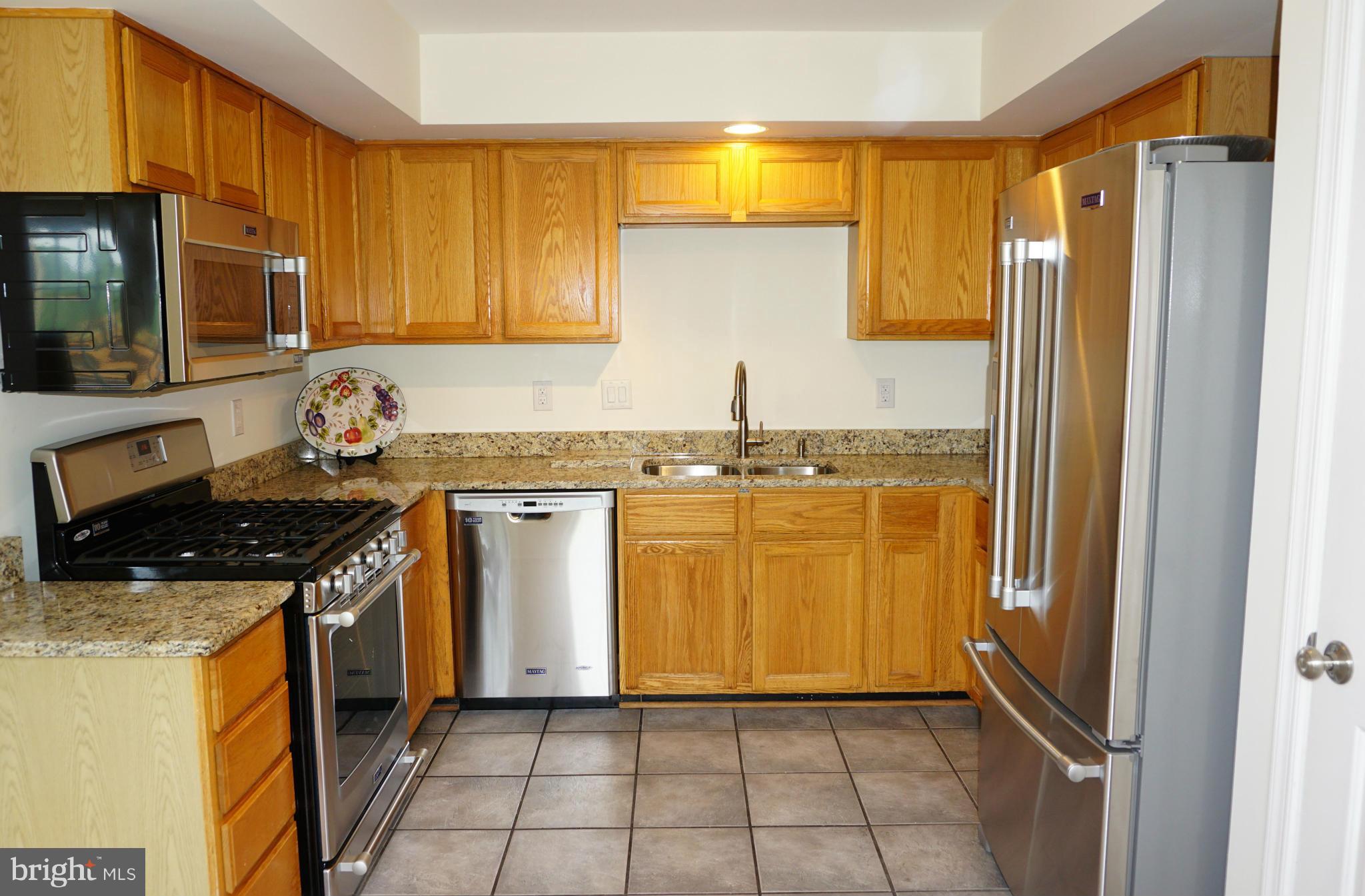 POTOMAC LAKES - Residential