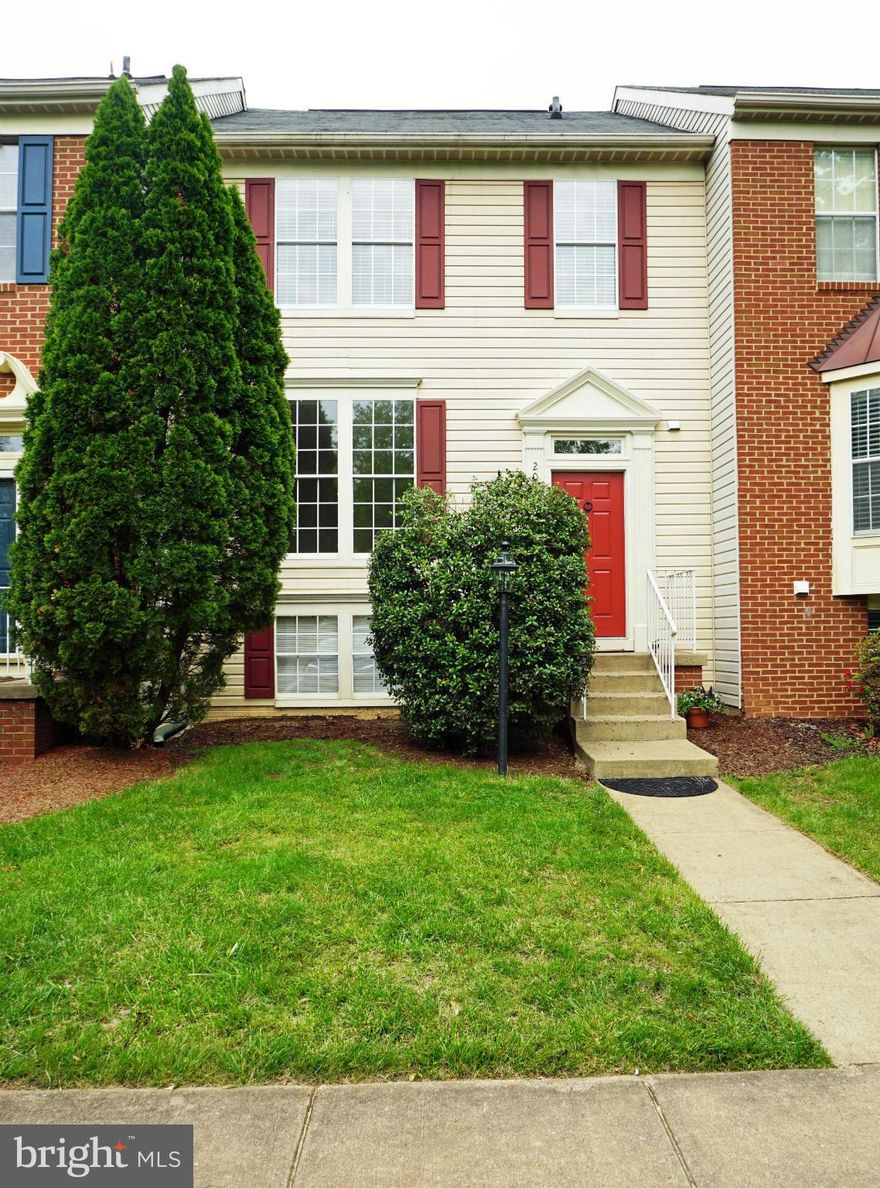 NEW PRICE-Open 7/17 2-4.  Great lot w/large deck w/view of trees, grass & fields! Lite, bright TH w/GREAT 2 master floor plan! ALL baths high end updates & mstr bath has new hotel shower heads. Kitchen w/ brand new pro-style appliances incl 5 burner gas range & French door fridge, new granite, xtra deep dbl sinks, refurbished cabinets. All new light fixtures & hardware. Walk 2 Algonkian Park!