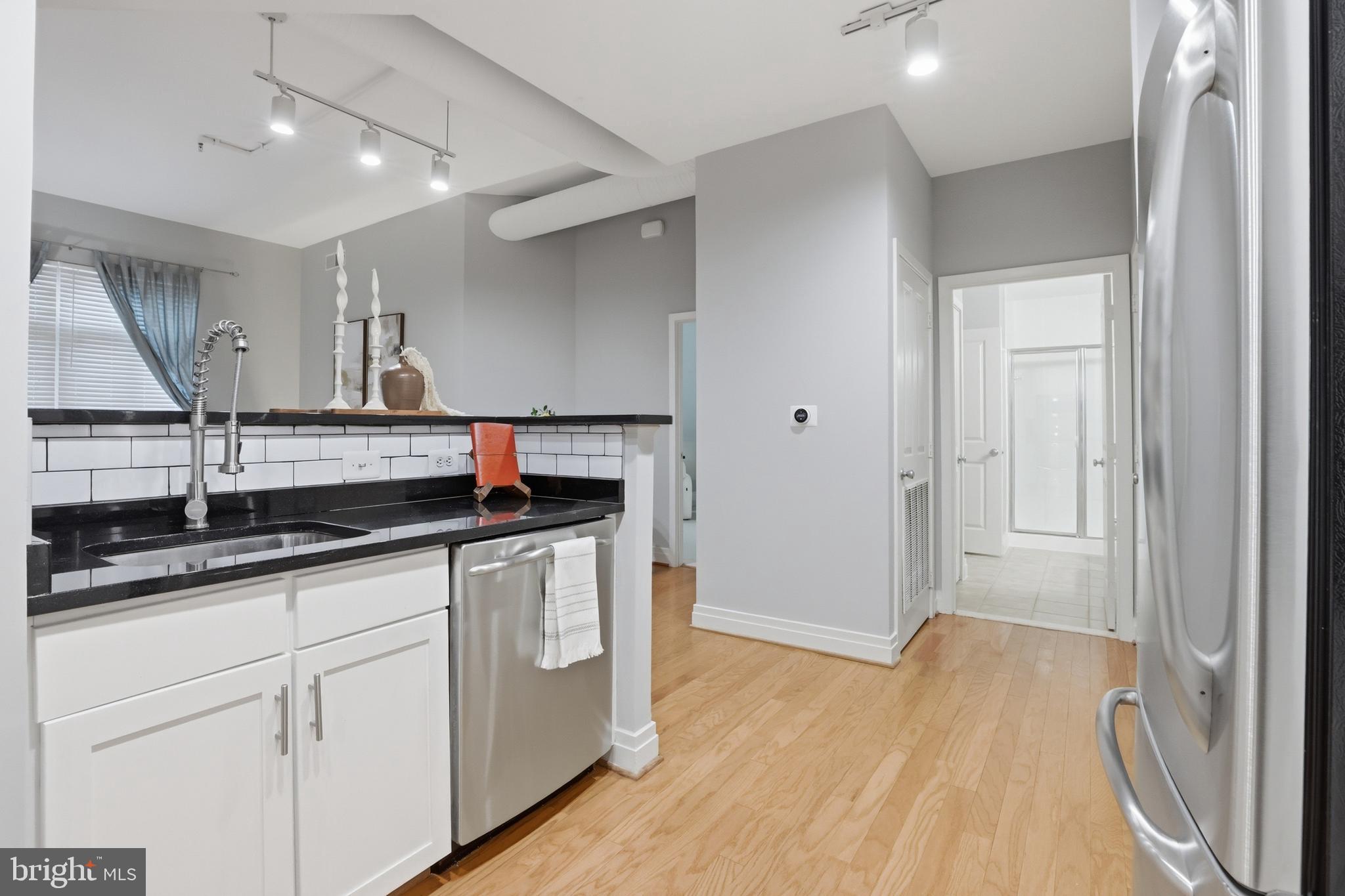 ELAN AT EAST MARKET - Residential