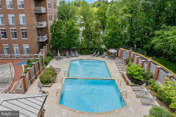 ELAN AT EAST MARKET - Residential