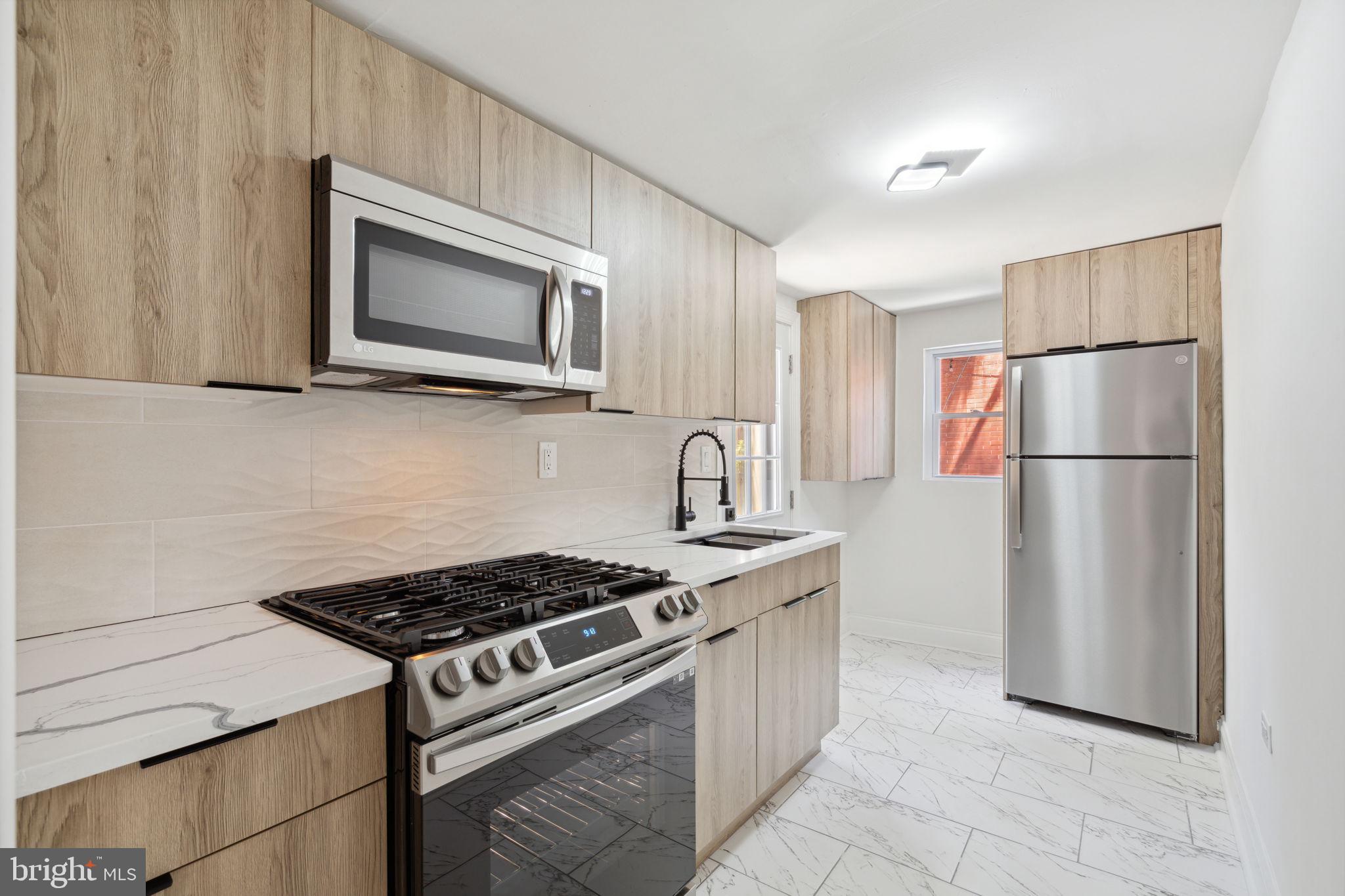 FISHTOWN - Residential Lease