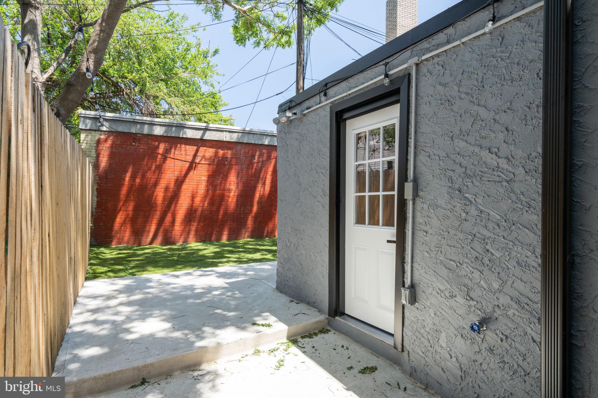 FISHTOWN - Residential Lease